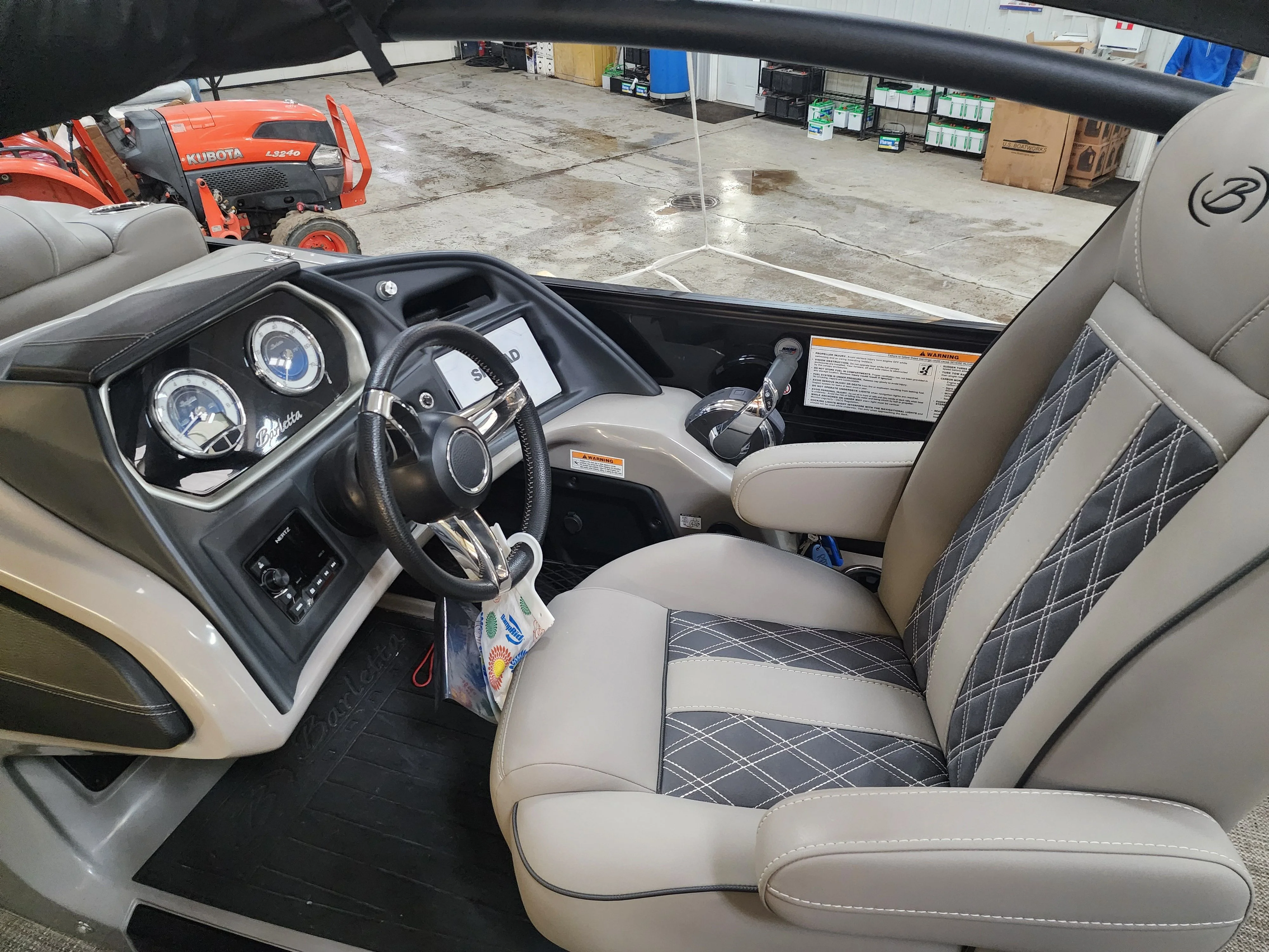 2021 Barletta L23UCATT Image Thumbnail #11