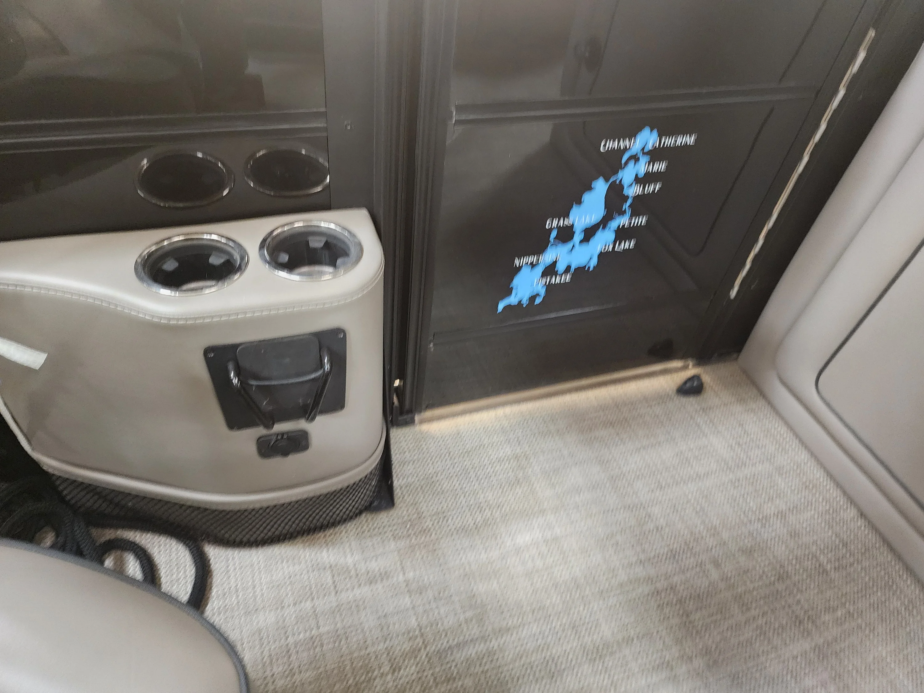 2021 Barletta L23UCATT Image Thumbnail #14