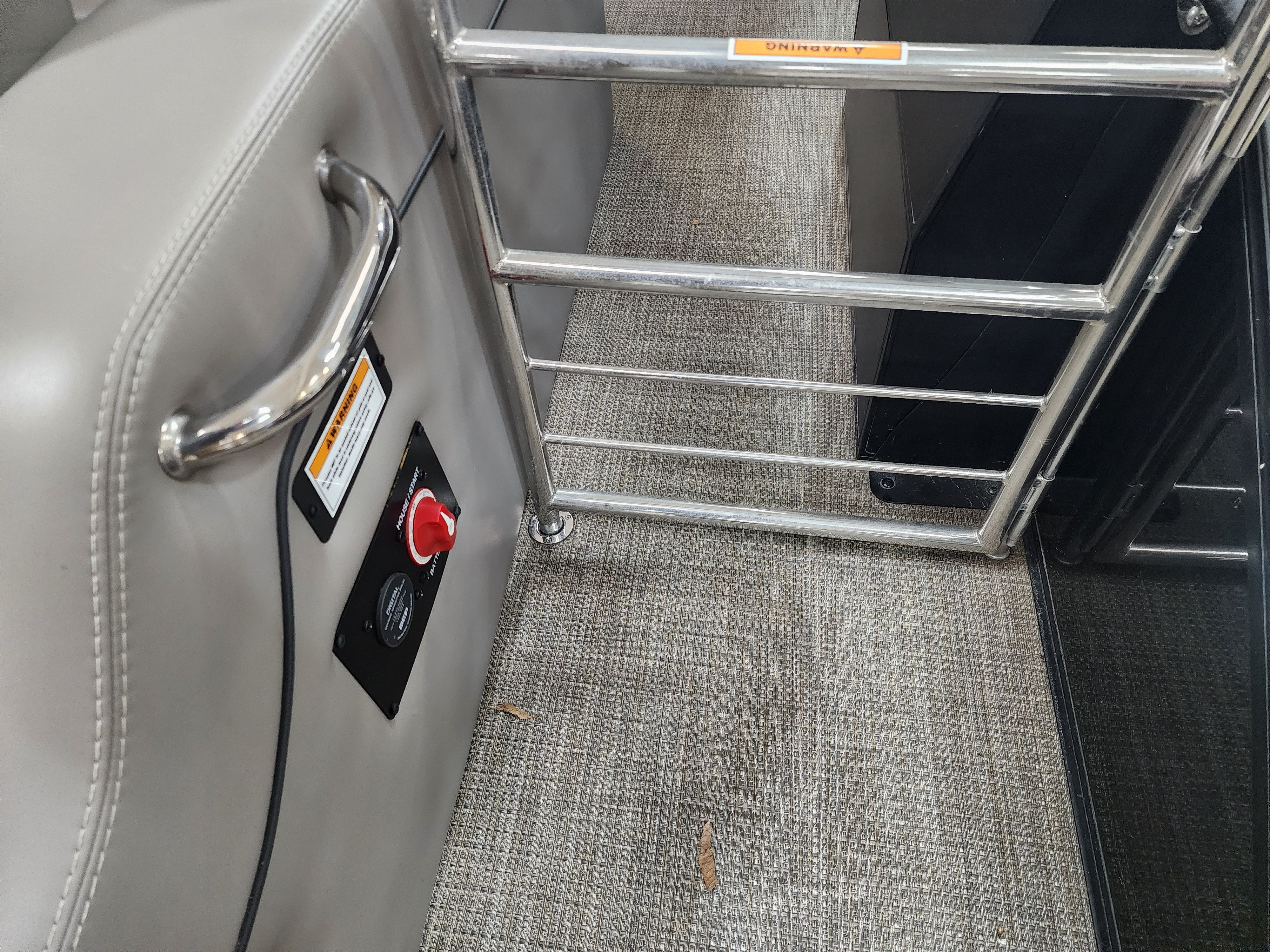 2021 Barletta L23UCATT Image Thumbnail #18