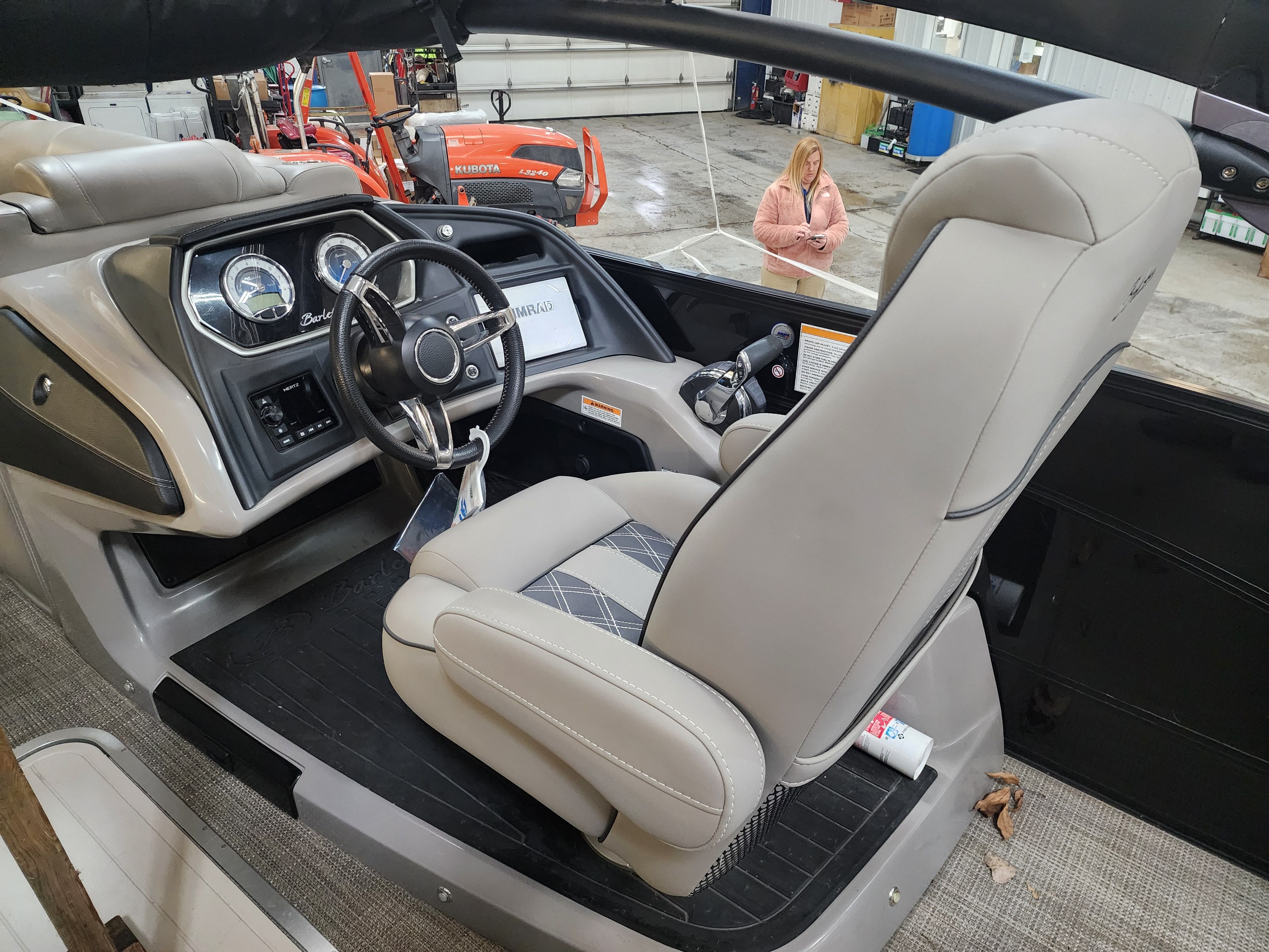 2021 Barletta L23UCATT Image Thumbnail #4