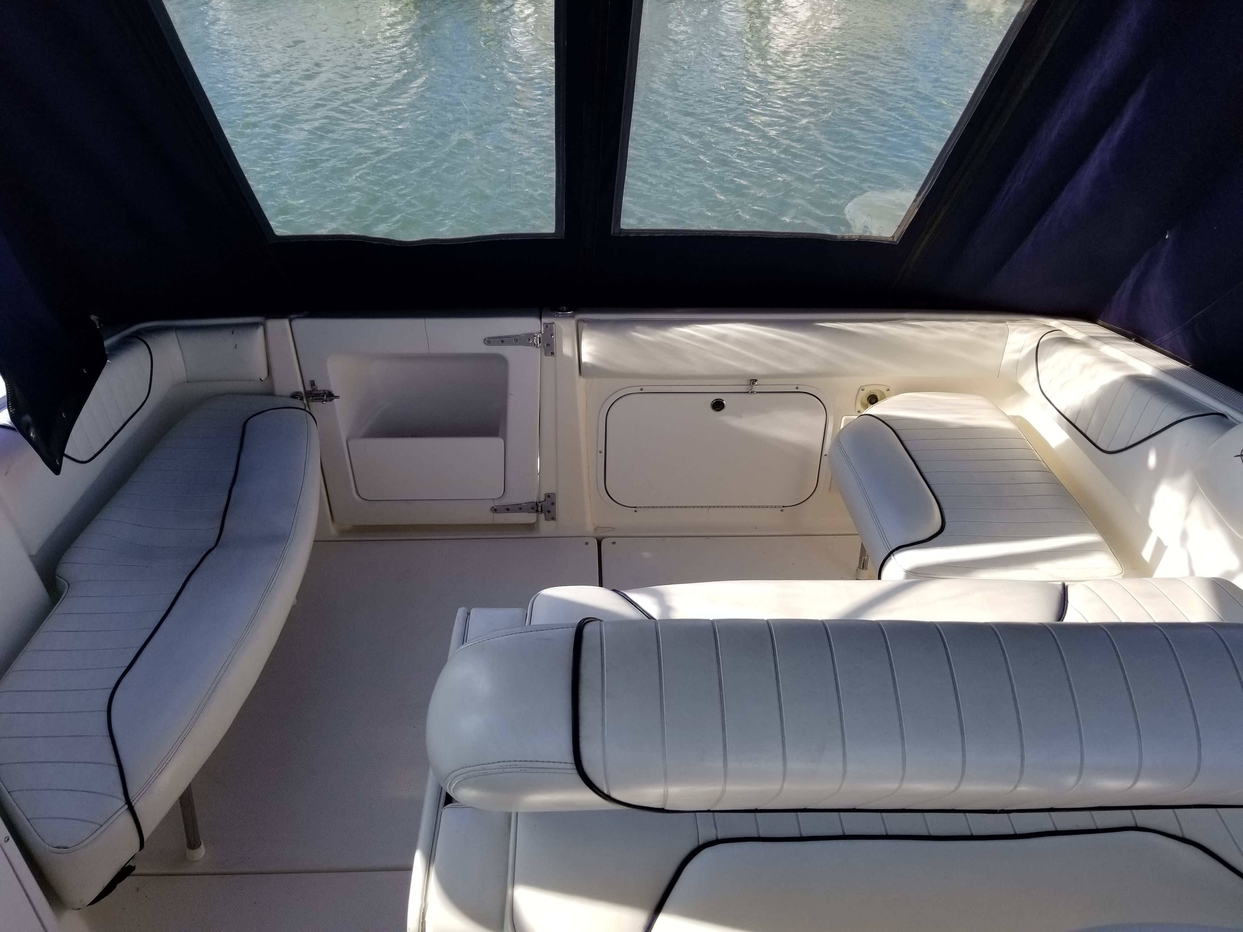 1998 Bayliner
                                                             3255 AVANTI Image Thumbnail #4