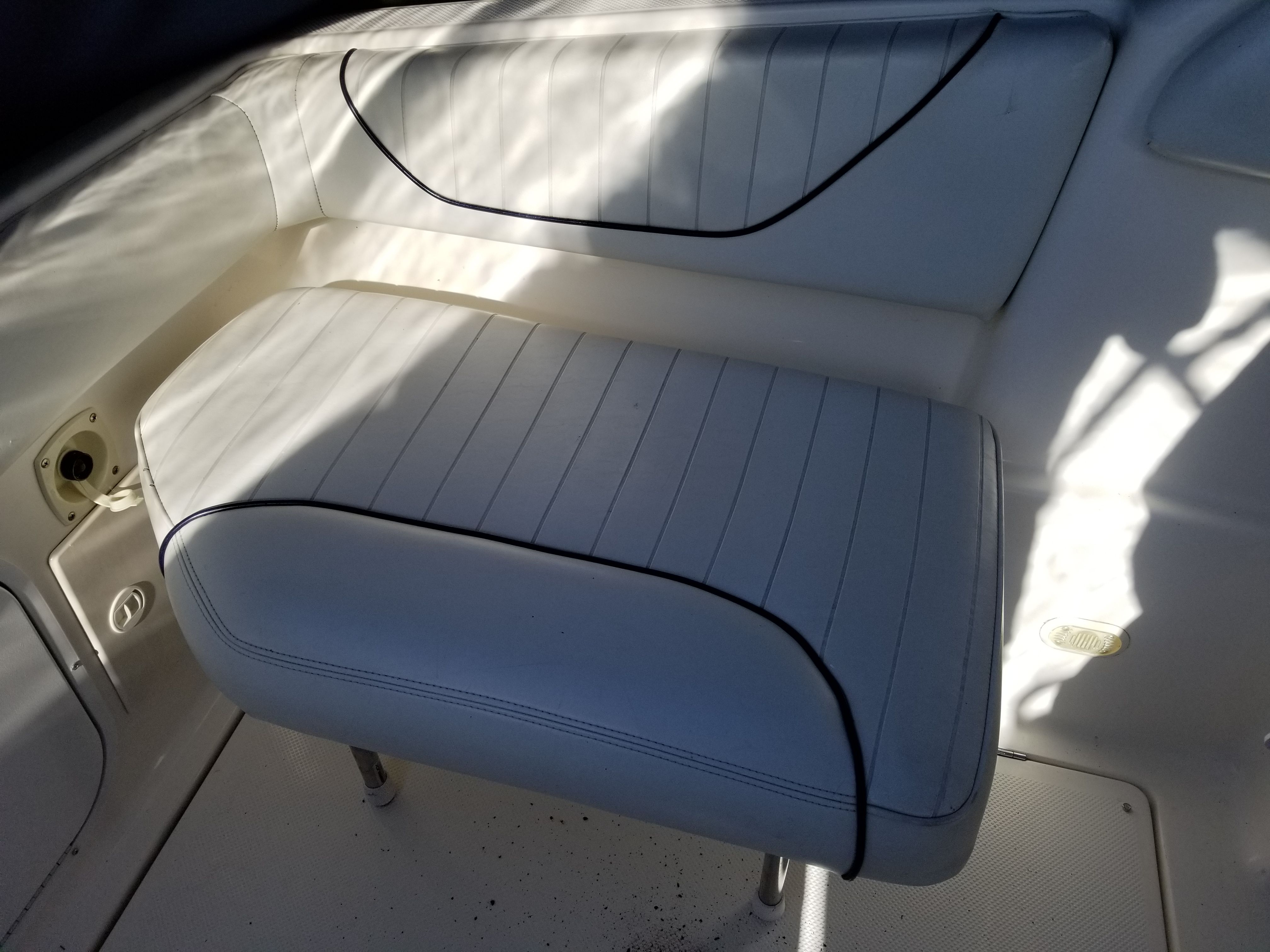 1998 Bayliner
                                                             3255 AVANTI Image Thumbnail #7