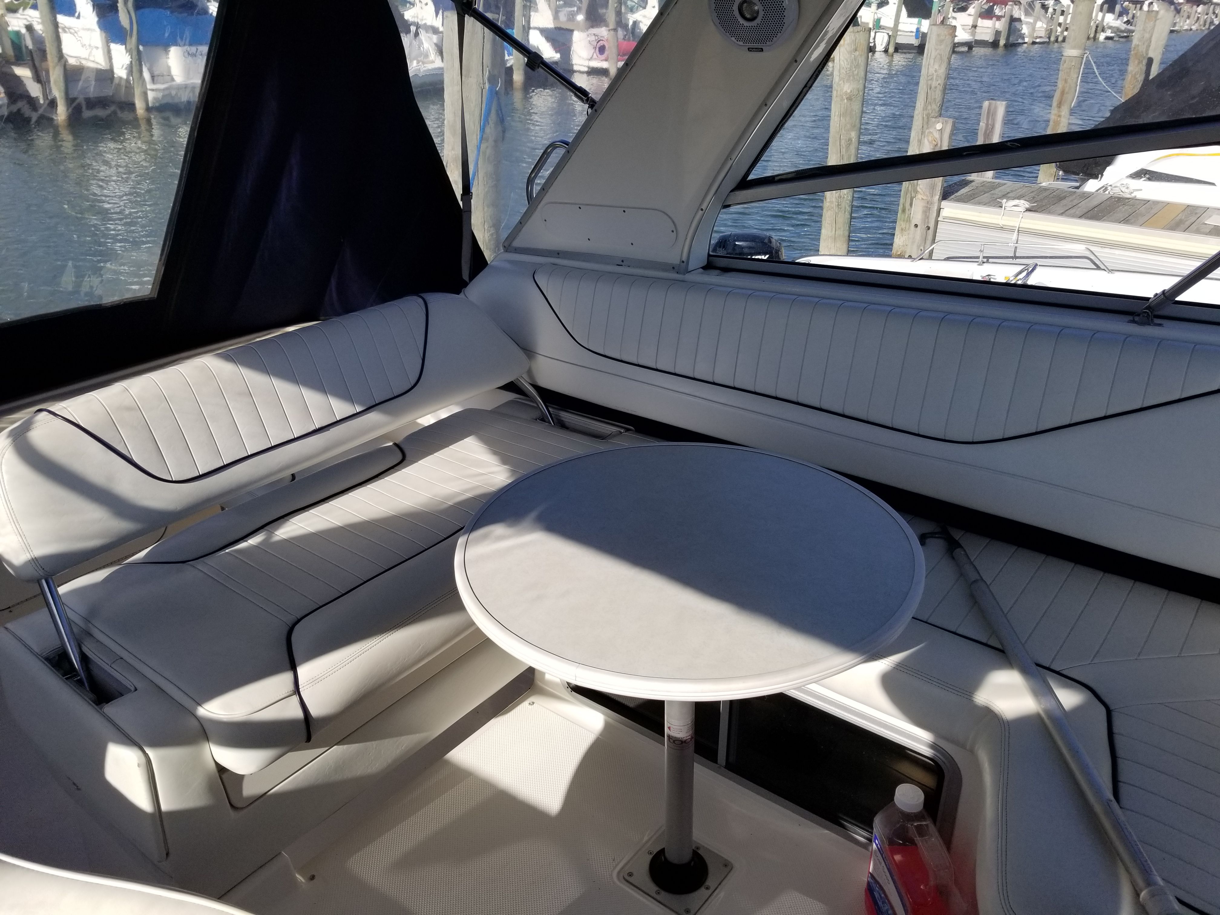 1998 Bayliner
                                                             3255 AVANTI Image Thumbnail #9