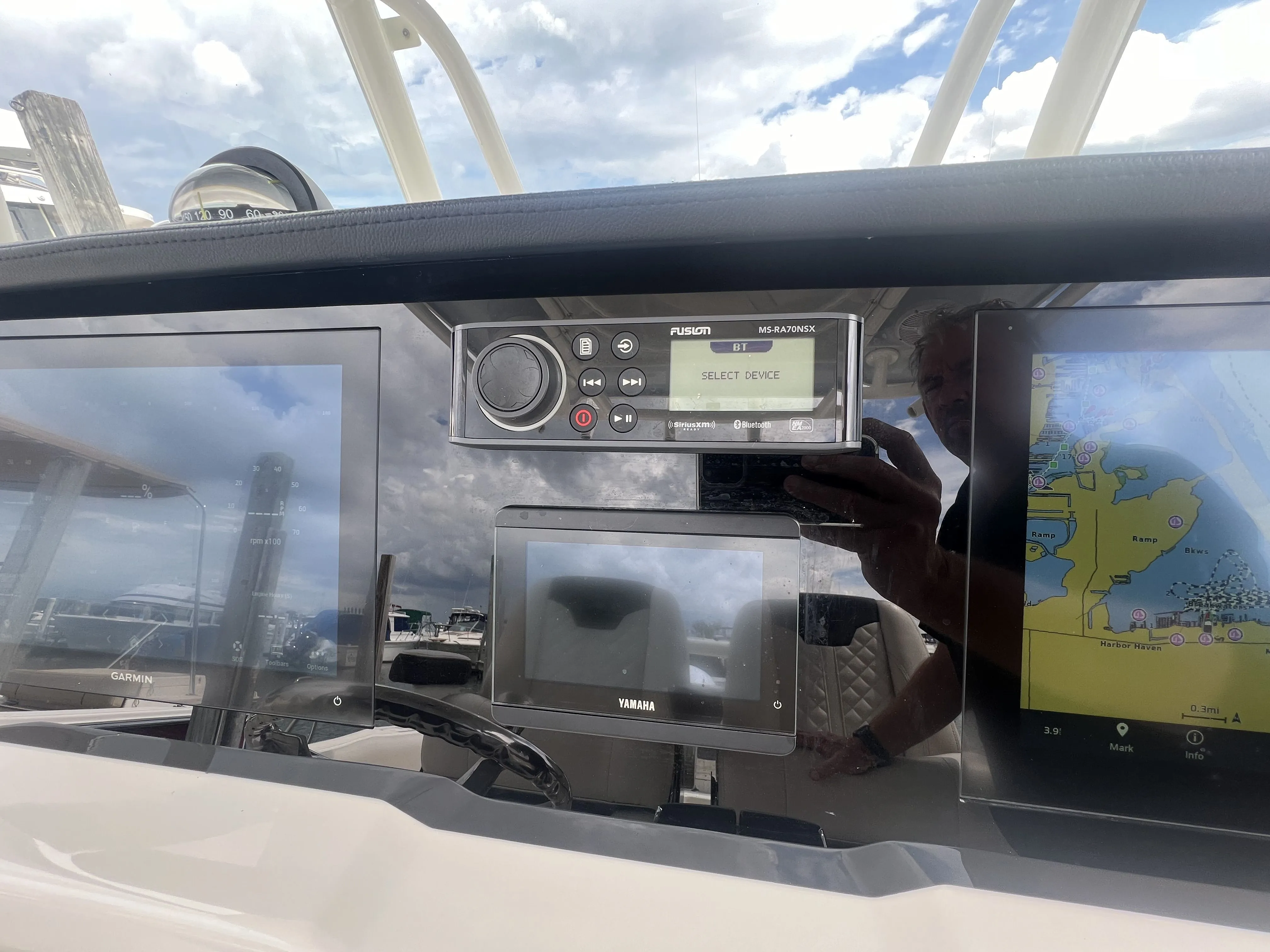 2022 Sailfish 290 CC Image Thumbnail #7