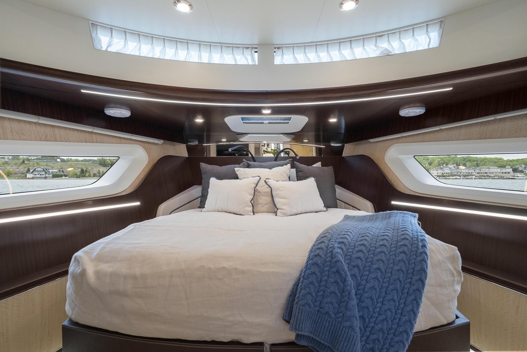 2019 Burger
                                                             48 CRUISER Image Thumbnail #81