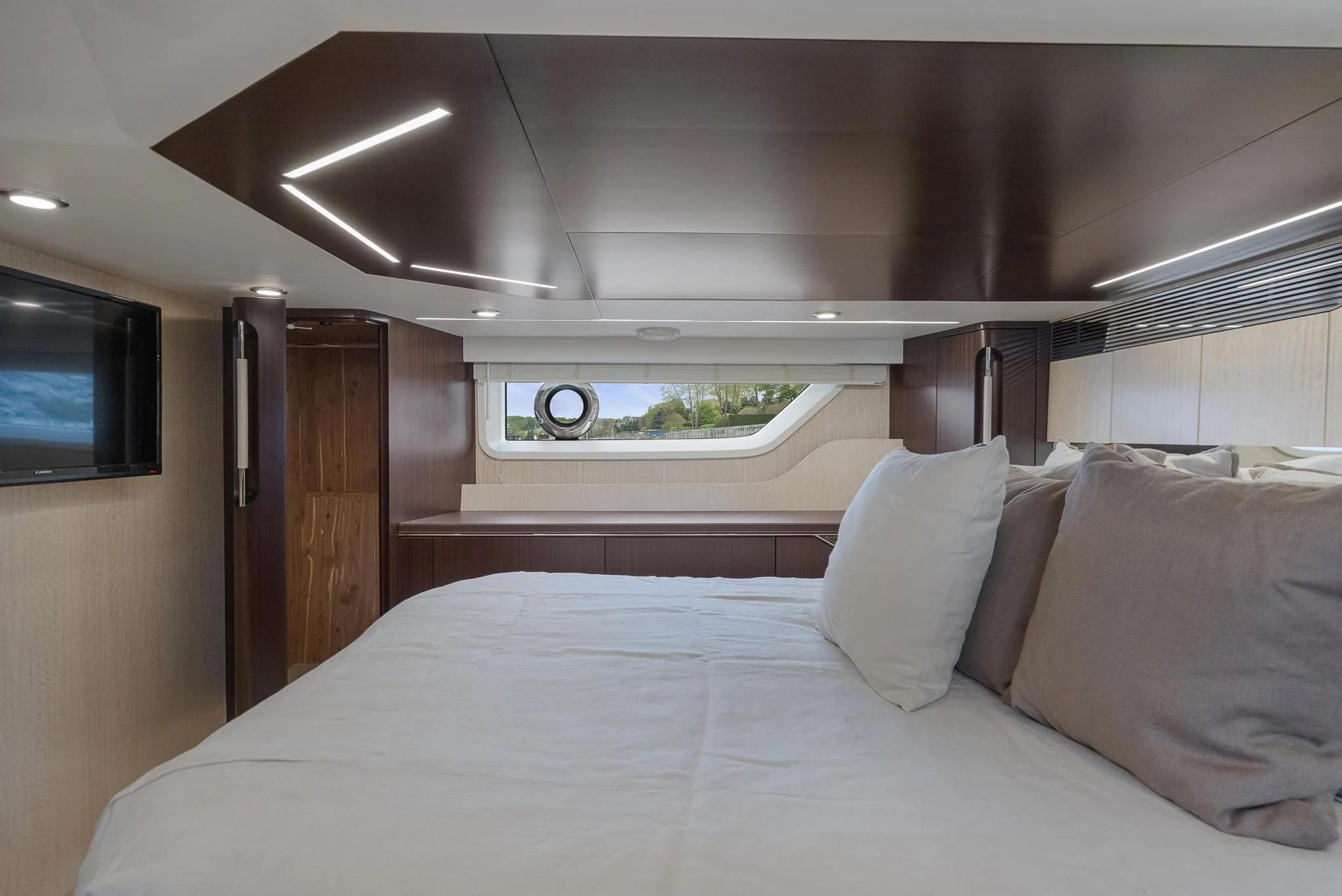 2019 Burger 48 CRUISER Image Thumbnail #85