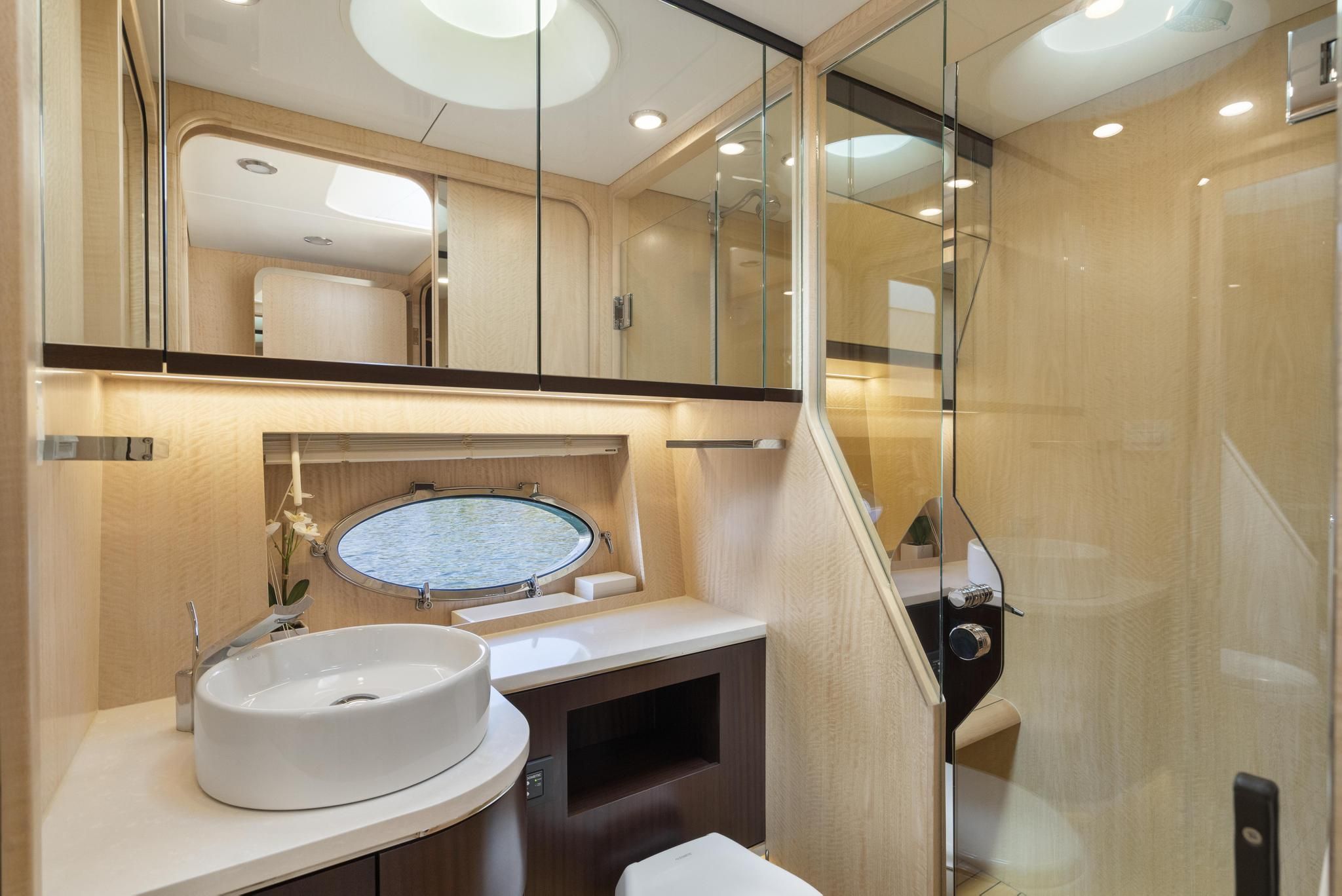 2019 Burger 48 CRUISER Image Thumbnail #90