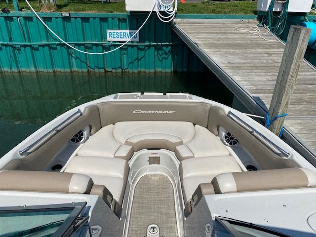 2019 Crownline
                                                             E 255 Image Thumbnail #4