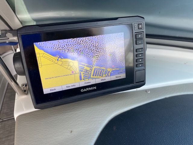 2019 Crownline
                                                             E 255 Image Thumbnail #14