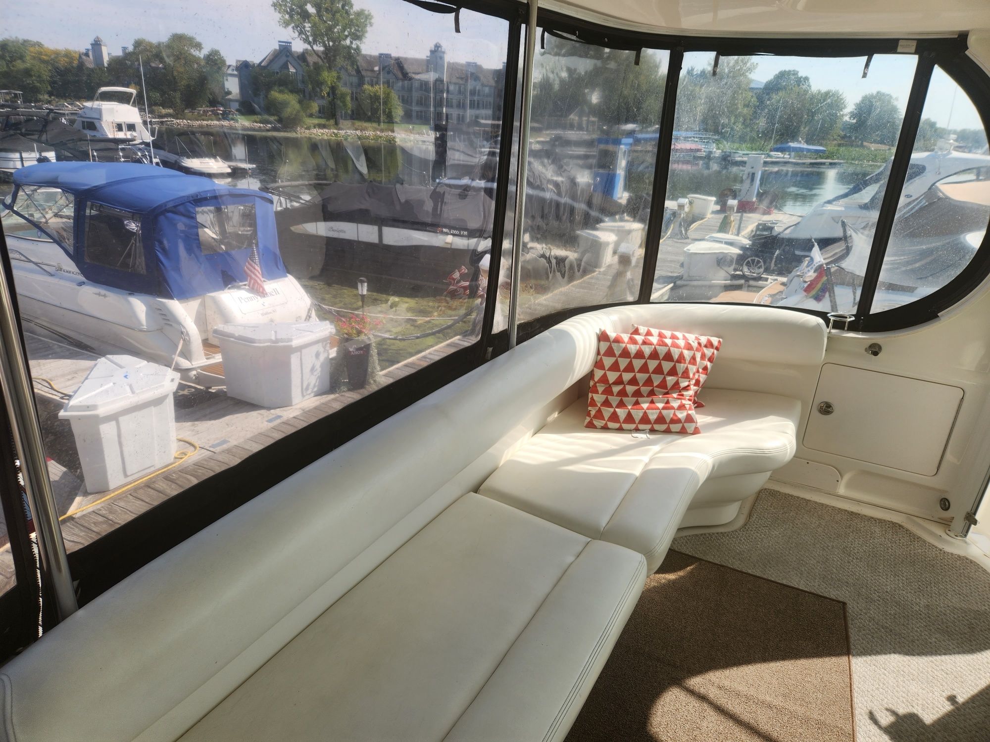 2004 Sea Ray
                                                             390 Motor Yacht Image Thumbnail #7