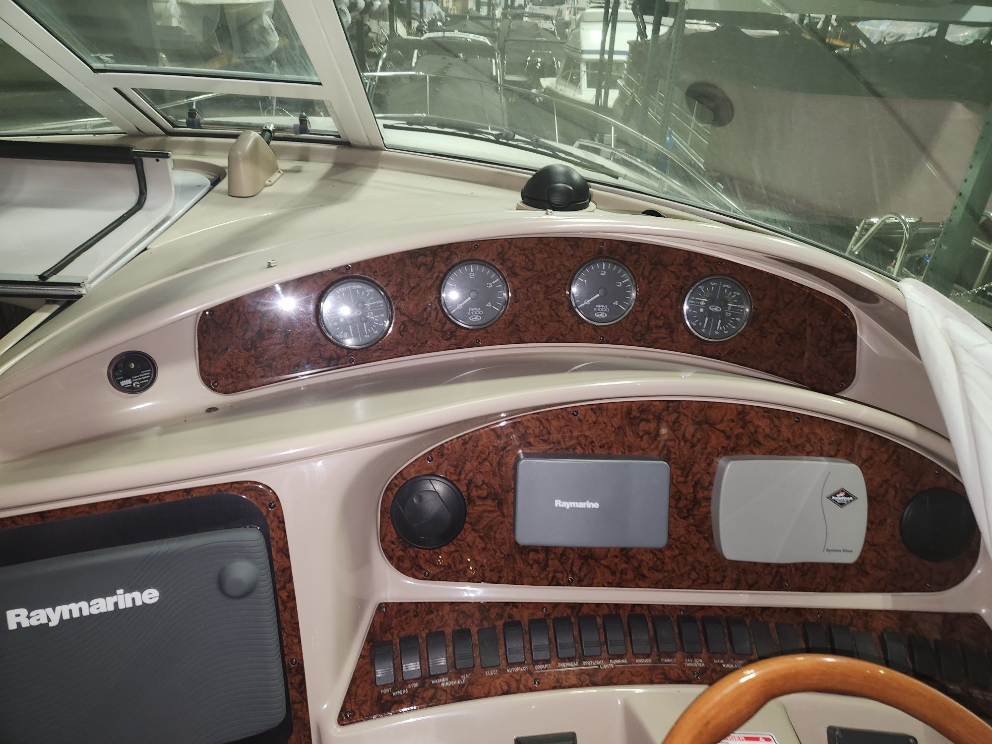 2004 Sea Ray
                                                             390 Motor Yacht Image Thumbnail #14