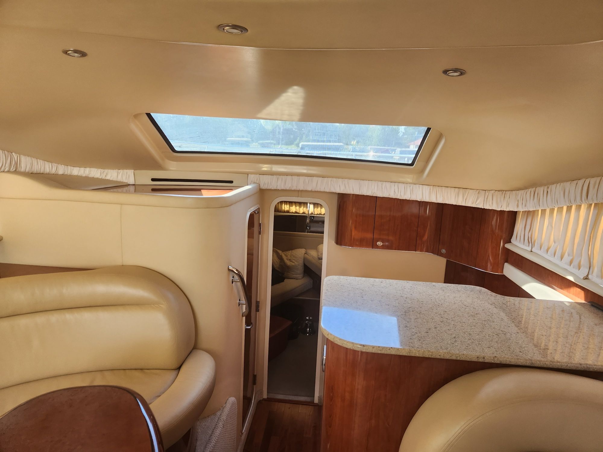 2004 Sea Ray
                                                             390 Motor Yacht Image Thumbnail #46