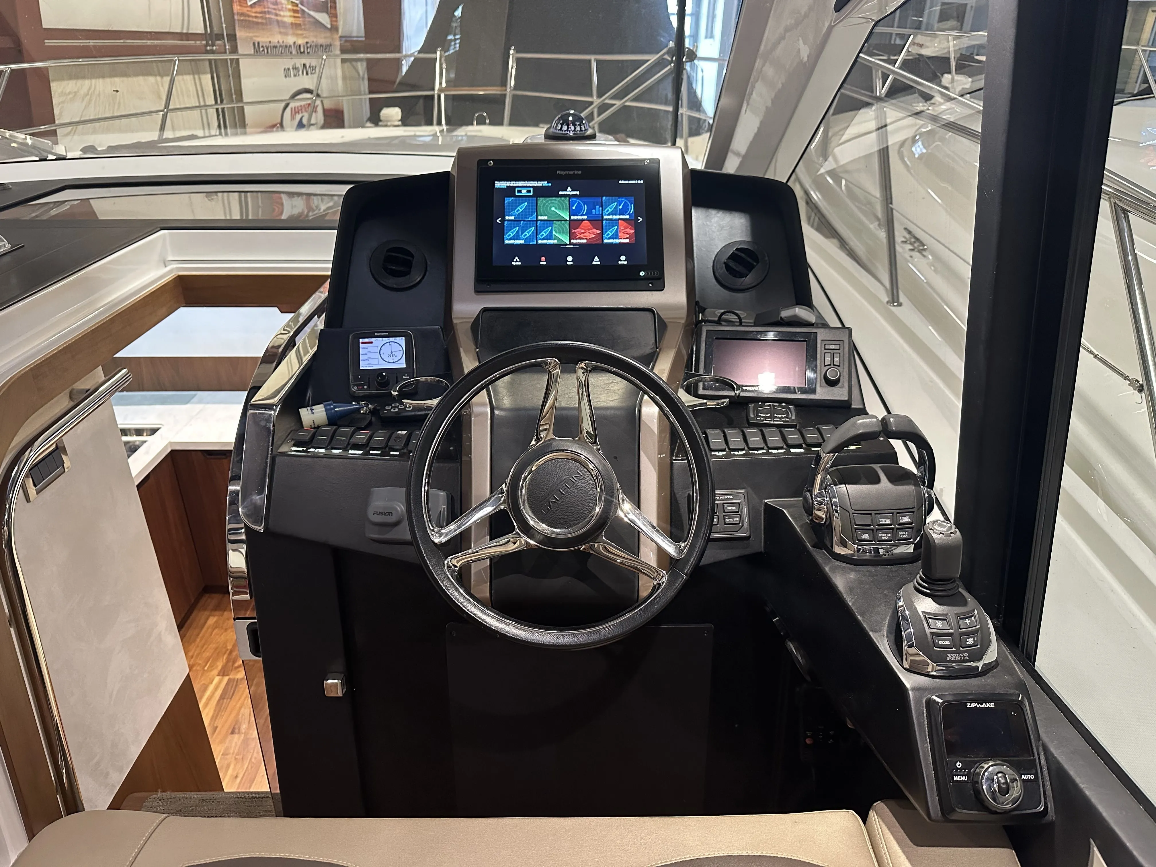 2016 Galeon 445 HTS Image Thumbnail #20