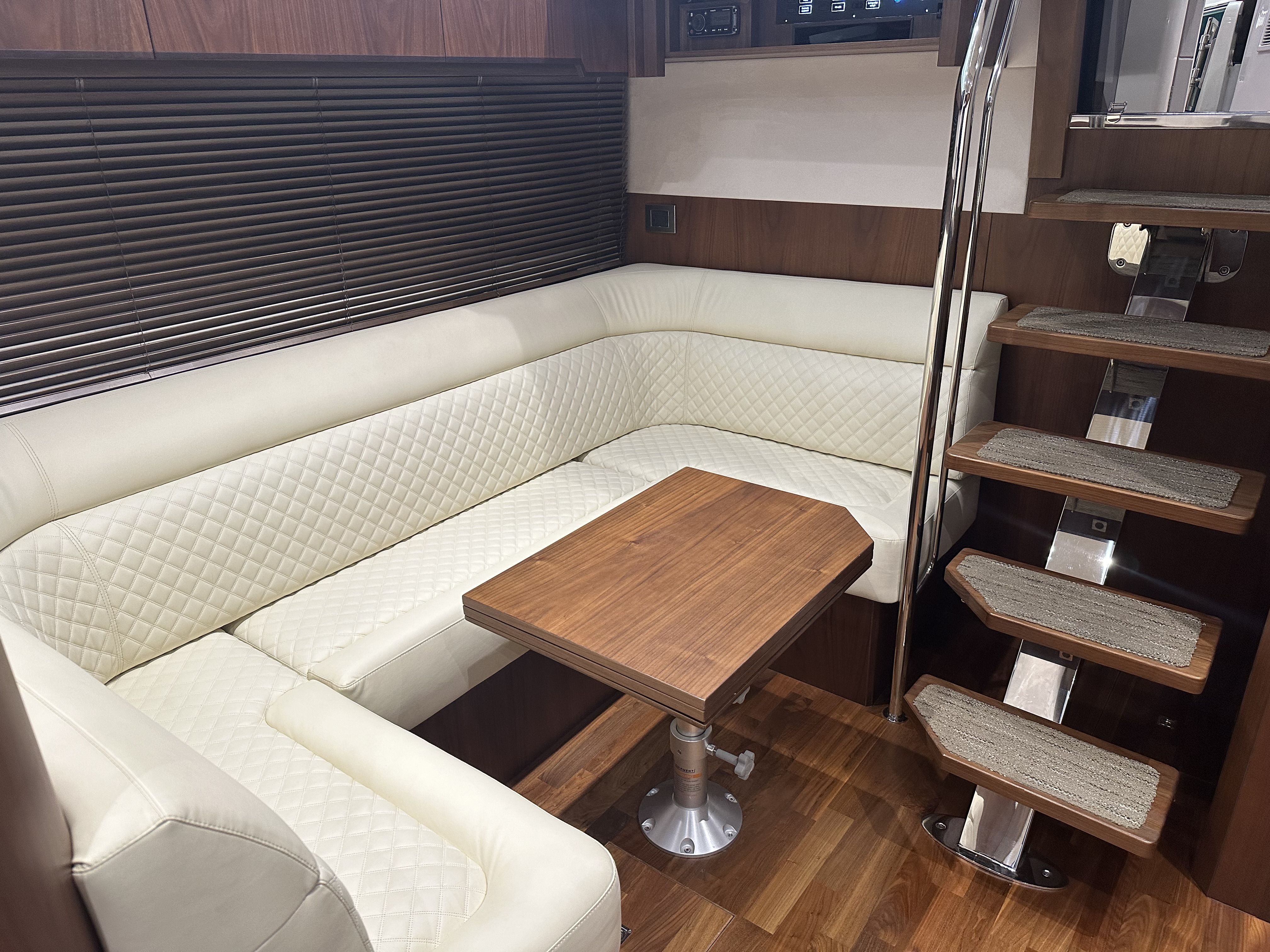 2016 Galeon
                                                             445 HTS Image Thumbnail #20