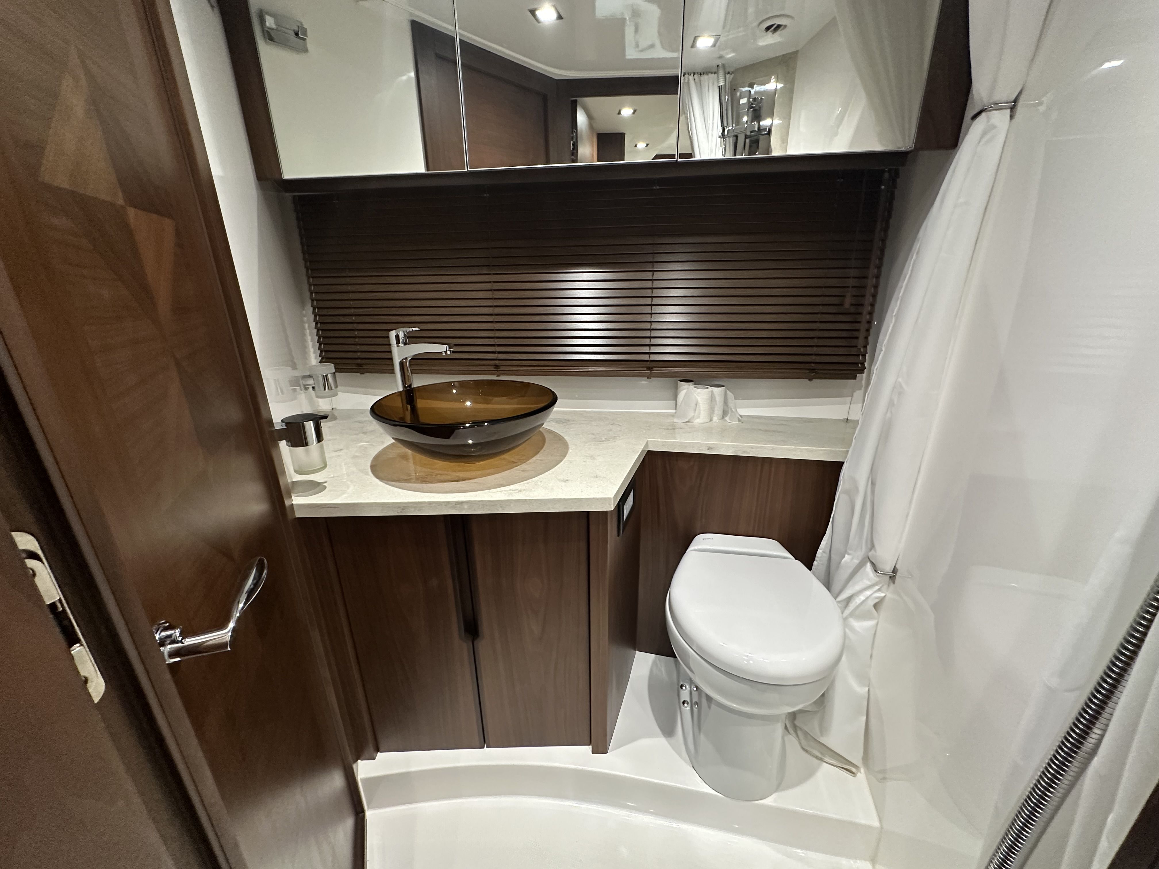2016 Galeon
                                                             445 HTS Image Thumbnail #28