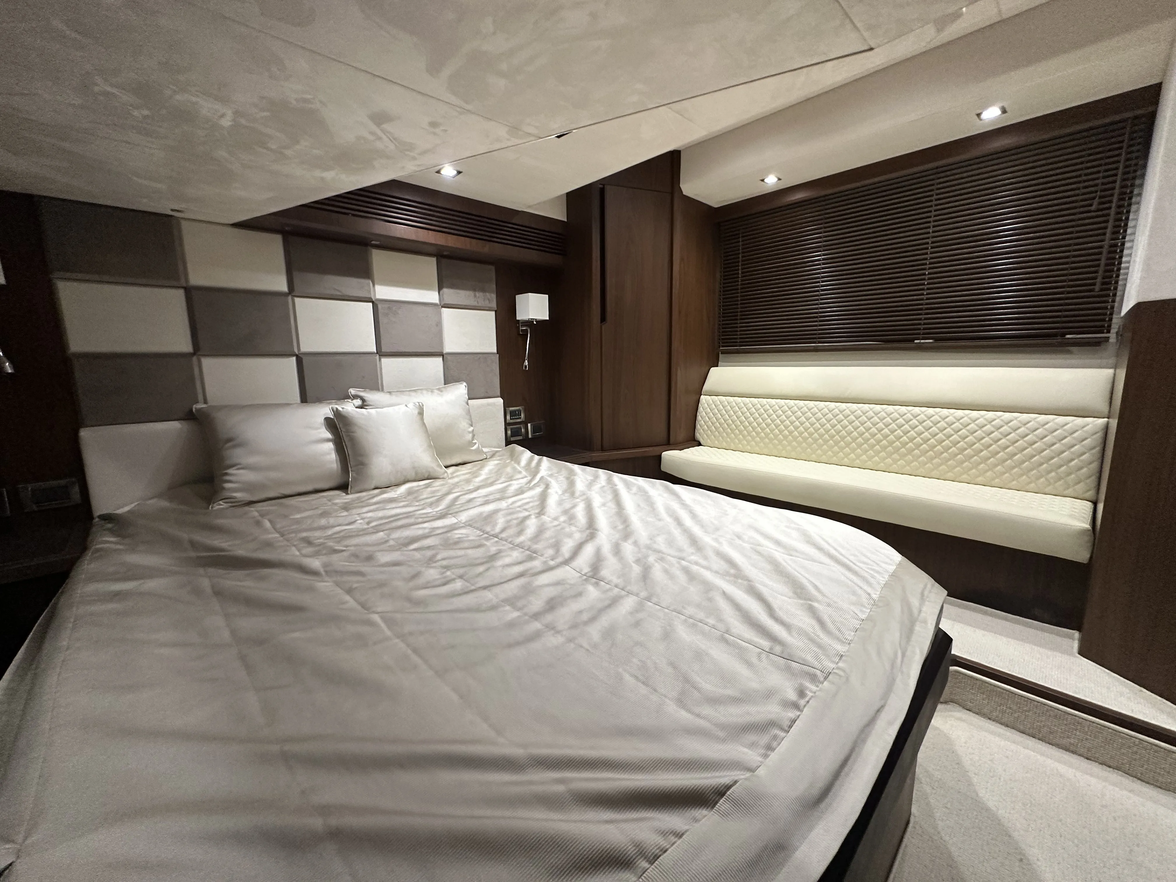 2016 Galeon 445 HTS Image Thumbnail #34