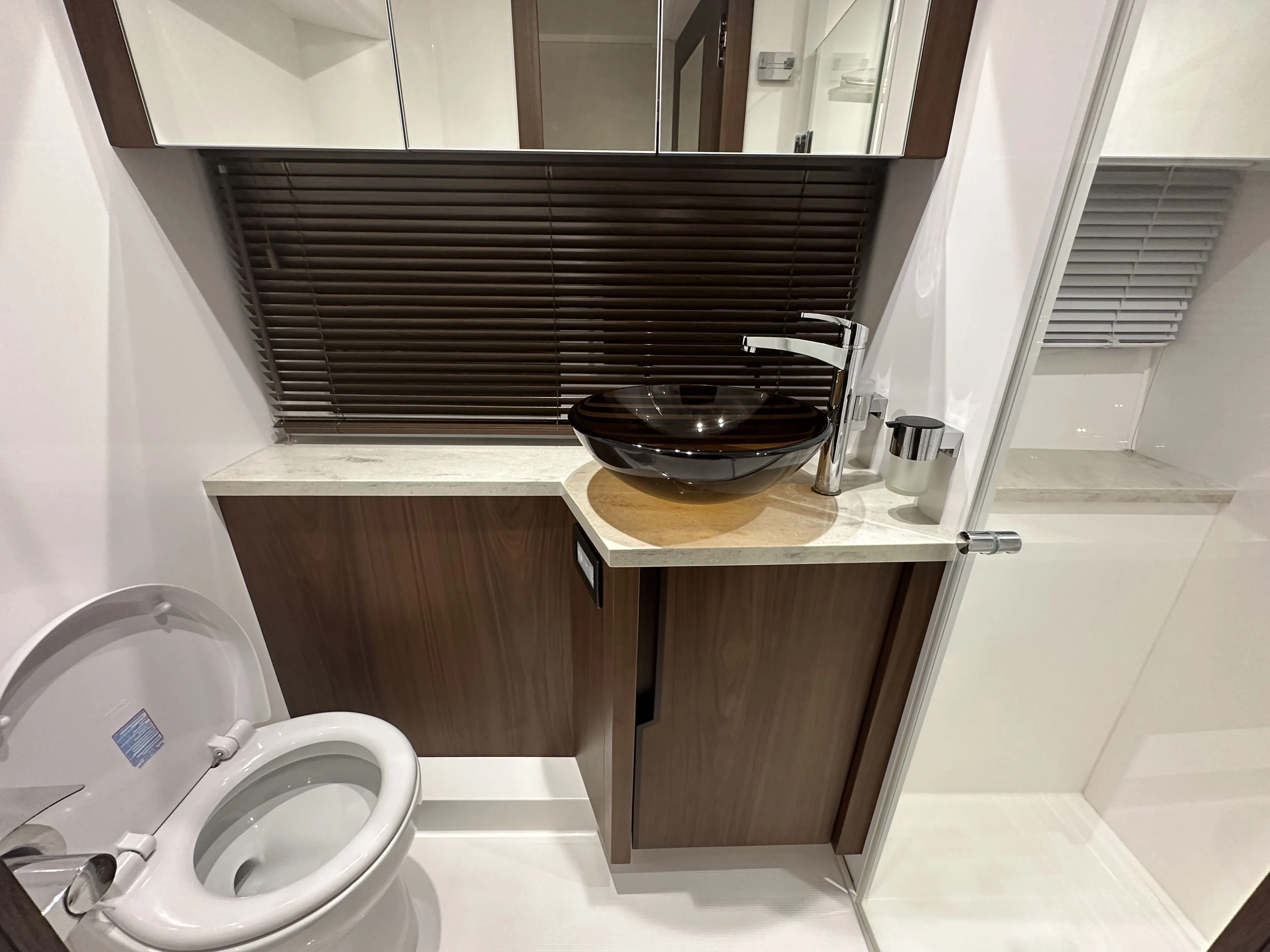 2016 Galeon 445 HTS Image Thumbnail #37