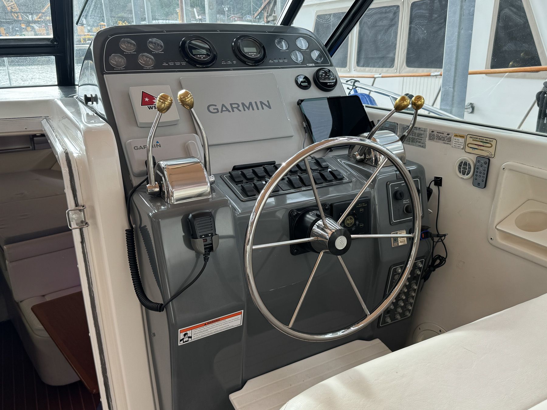 2000 Tiara Yachts
                                                             3100 Open Image Thumbnail #11