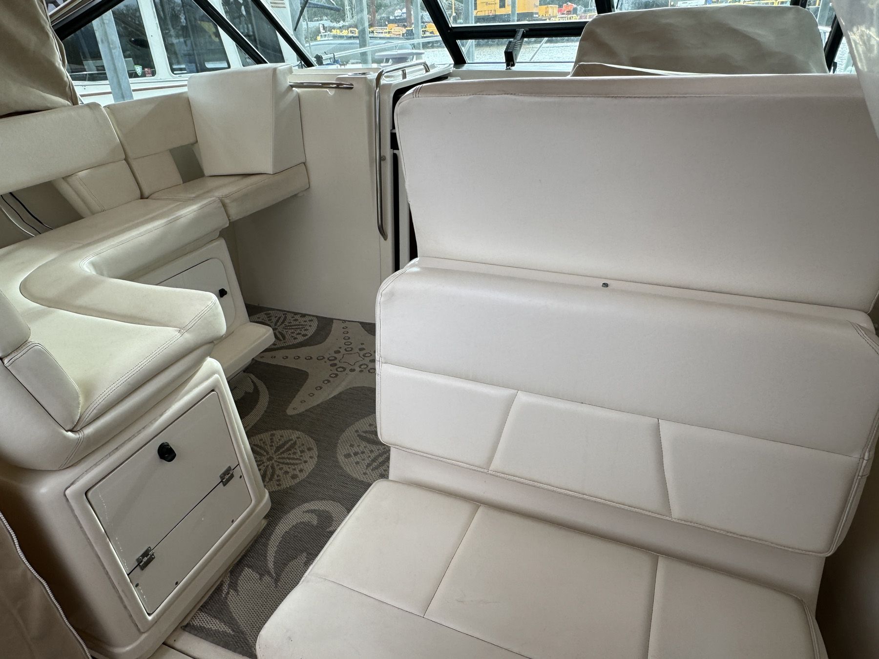2000 Tiara Yachts
                                                             3100 Open Image Thumbnail #14