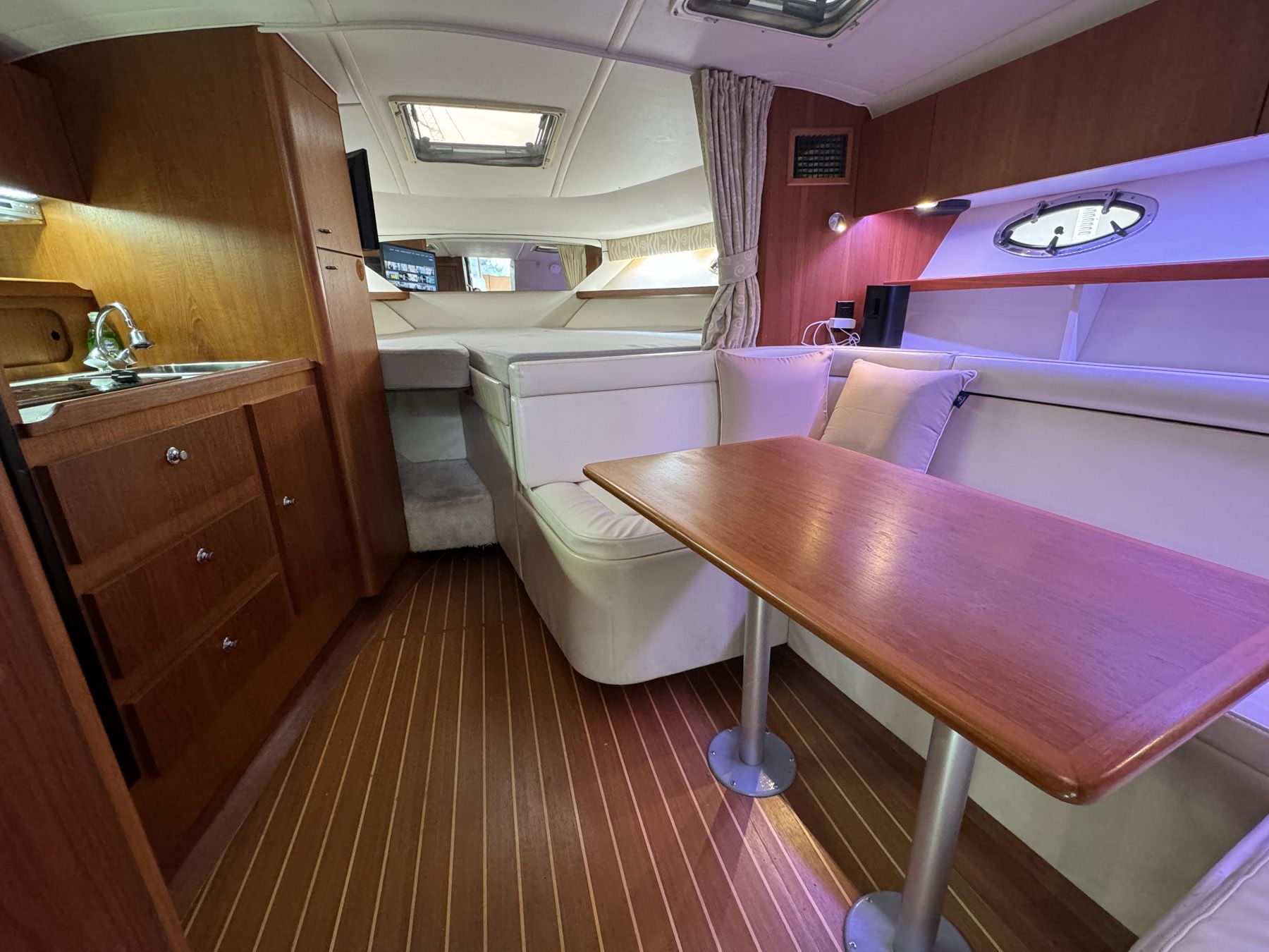 2000 Tiara Yachts
                                                             3100 Open Image Thumbnail #21