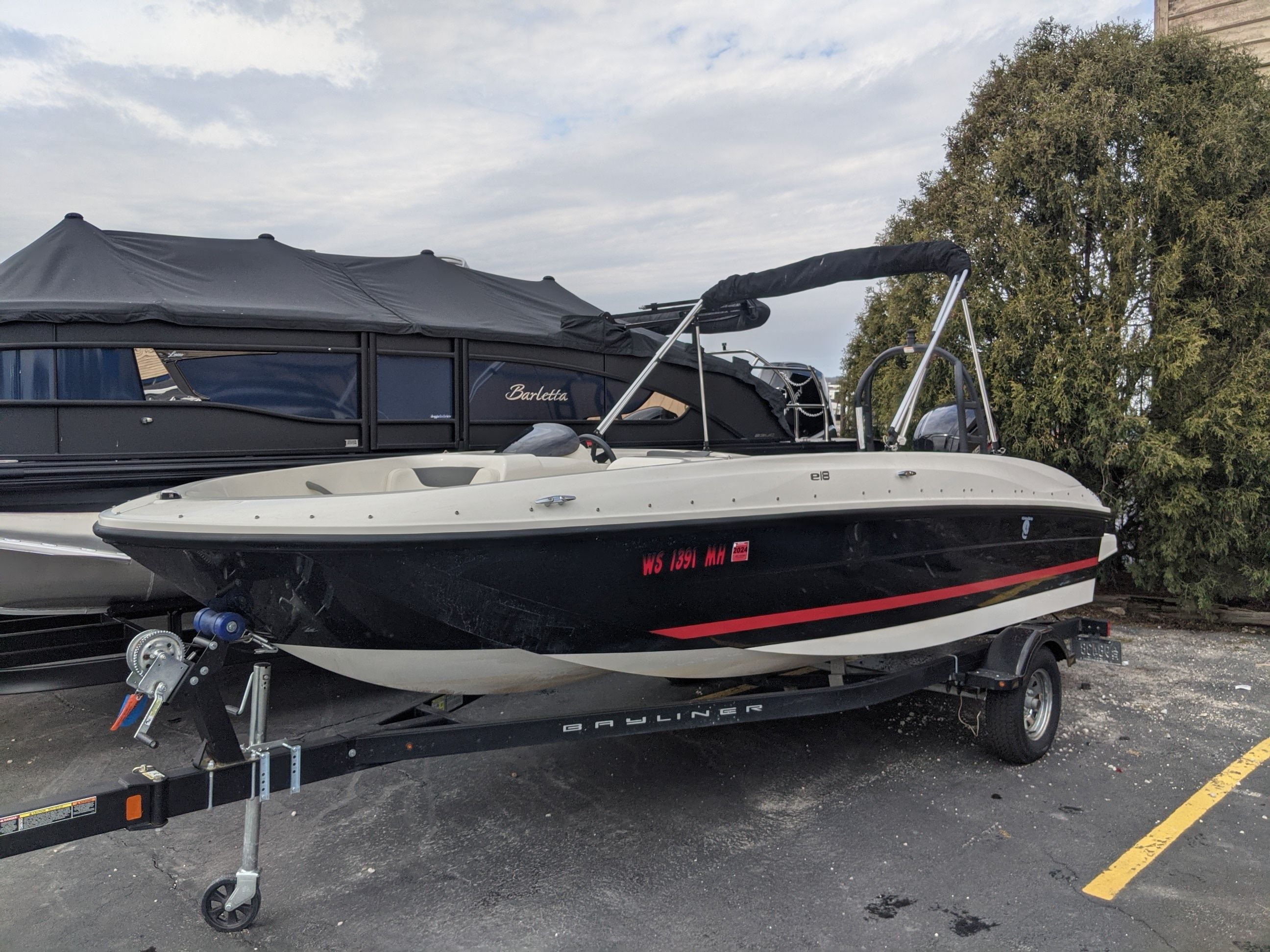 2021 Bayliner
                                                             180 ELEMENT Image Thumbnail #0