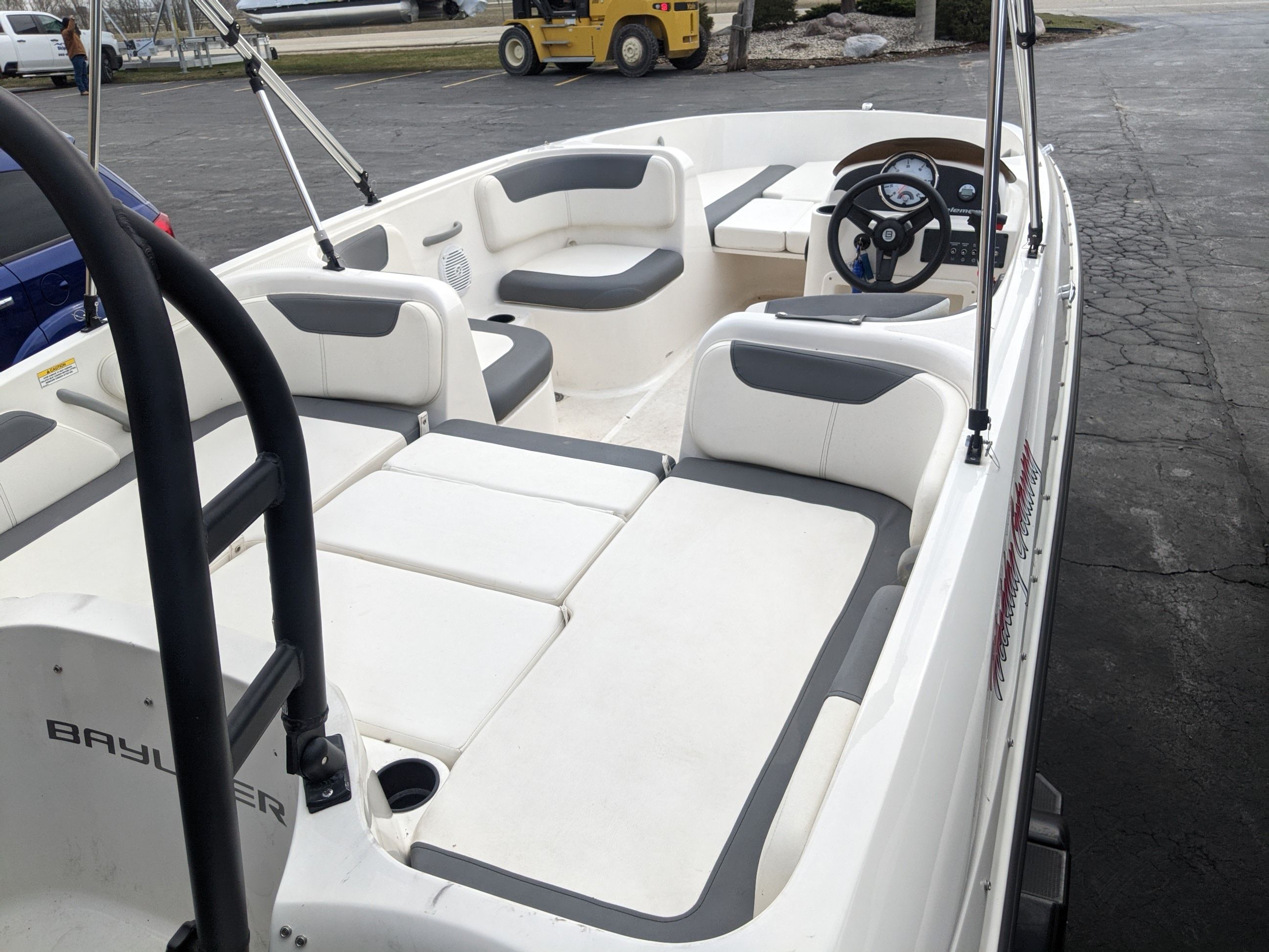 2021 Bayliner
                                                             180 ELEMENT Image Thumbnail #3