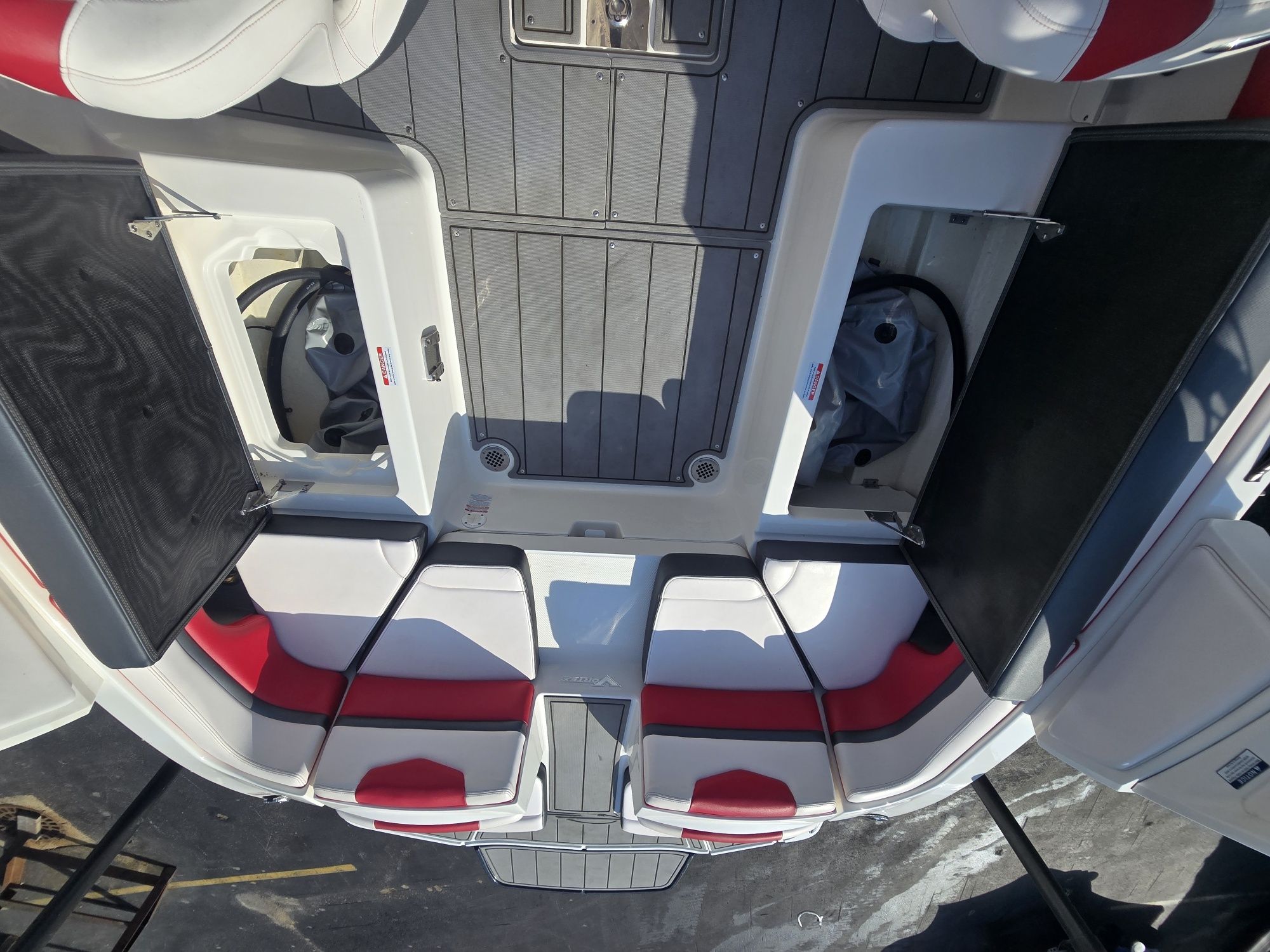 2020 Chaparral
                                                             2430 VRX Image Thumbnail #19