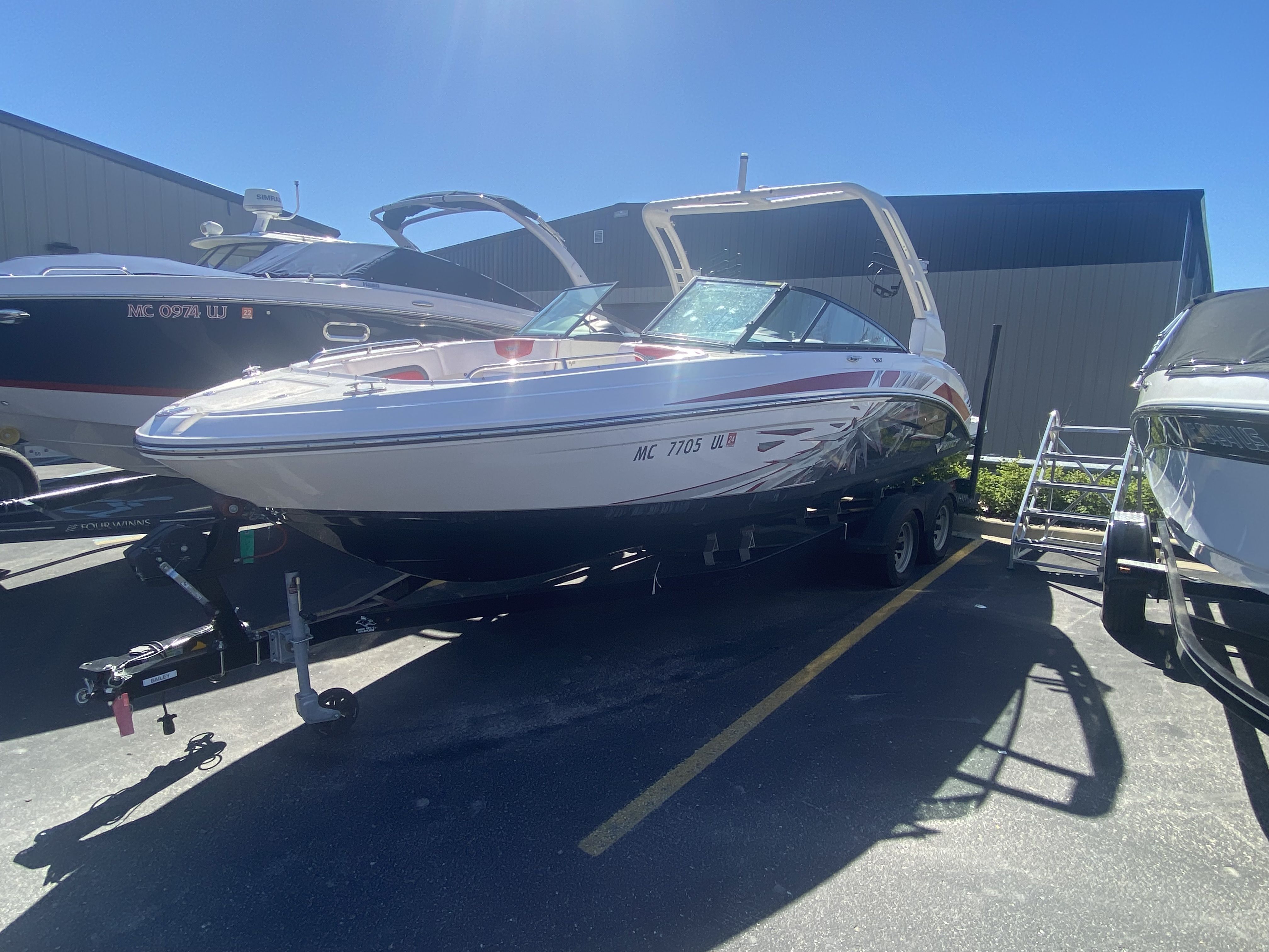 2020 Chaparral 2430 VRX Image Thumbnail #1