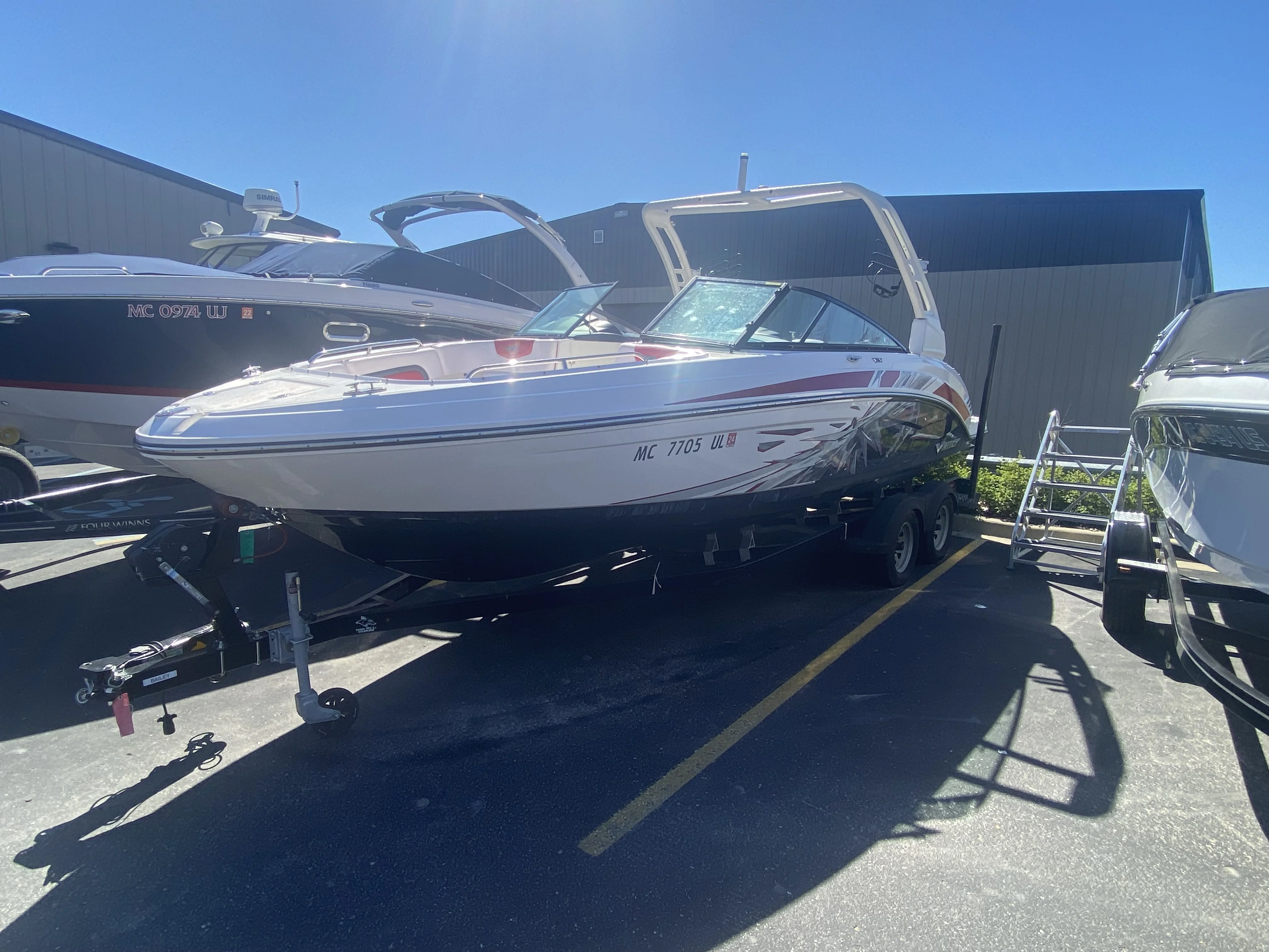 2020 Chaparral 2430 VRX Image Thumbnail #1