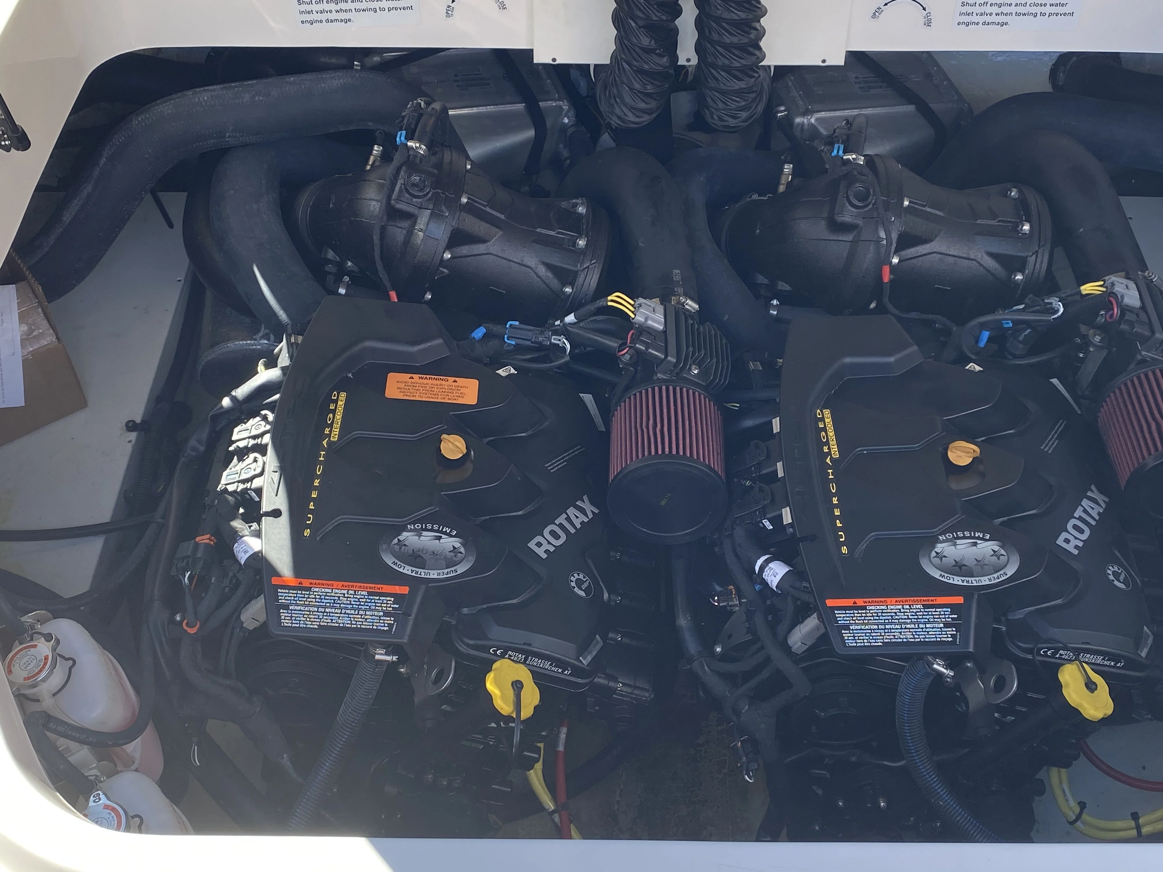 2020 Chaparral 2430 VRX Image Thumbnail #9