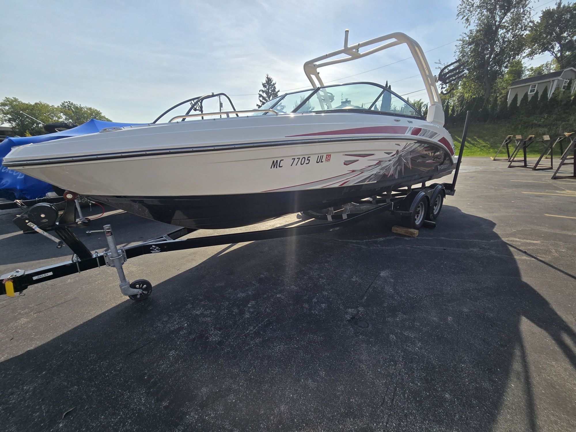 2020 Chaparral 2430 VRX Image Thumbnail #2