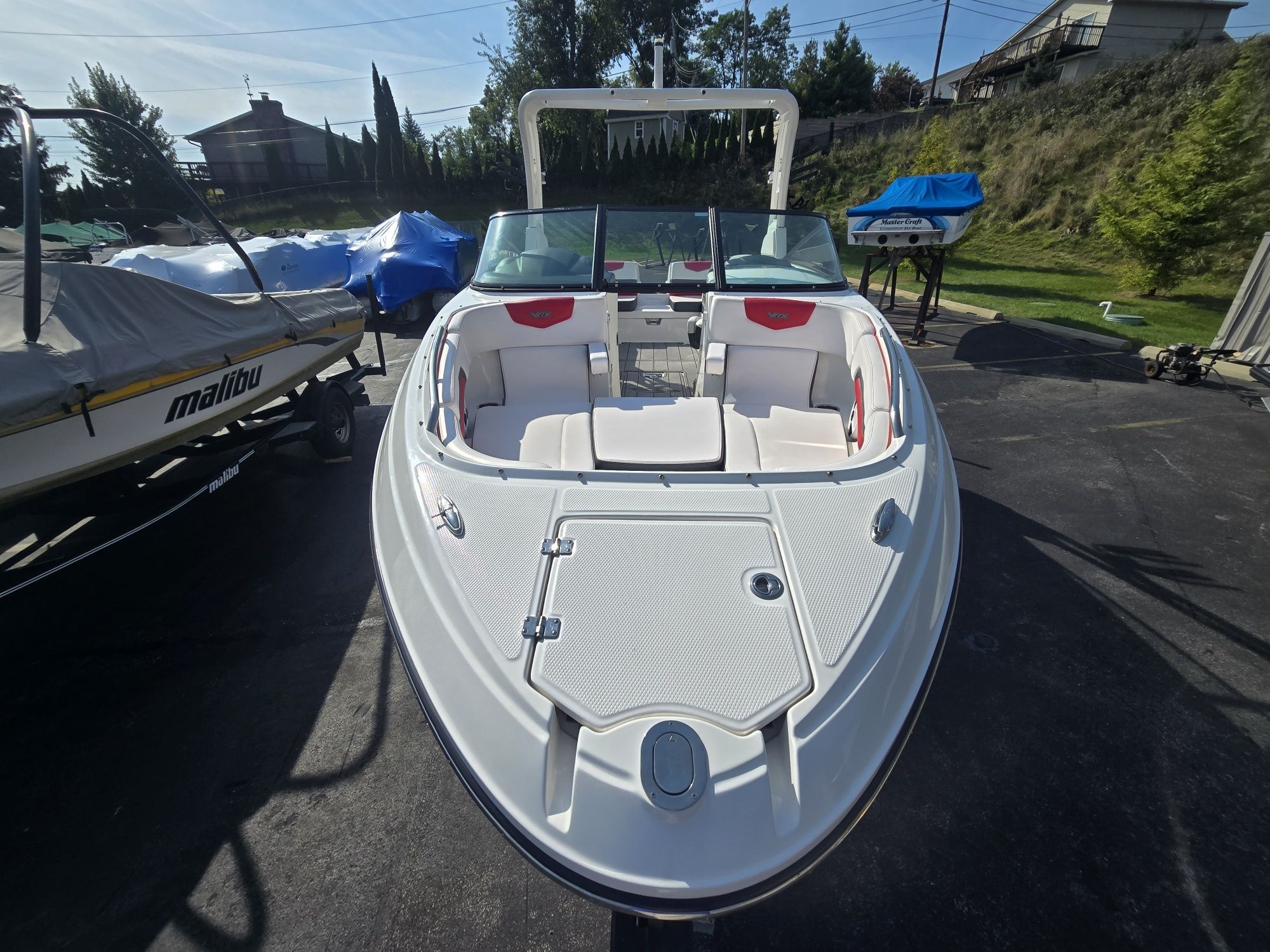 2020 Chaparral 2430 VRX Image Thumbnail #6