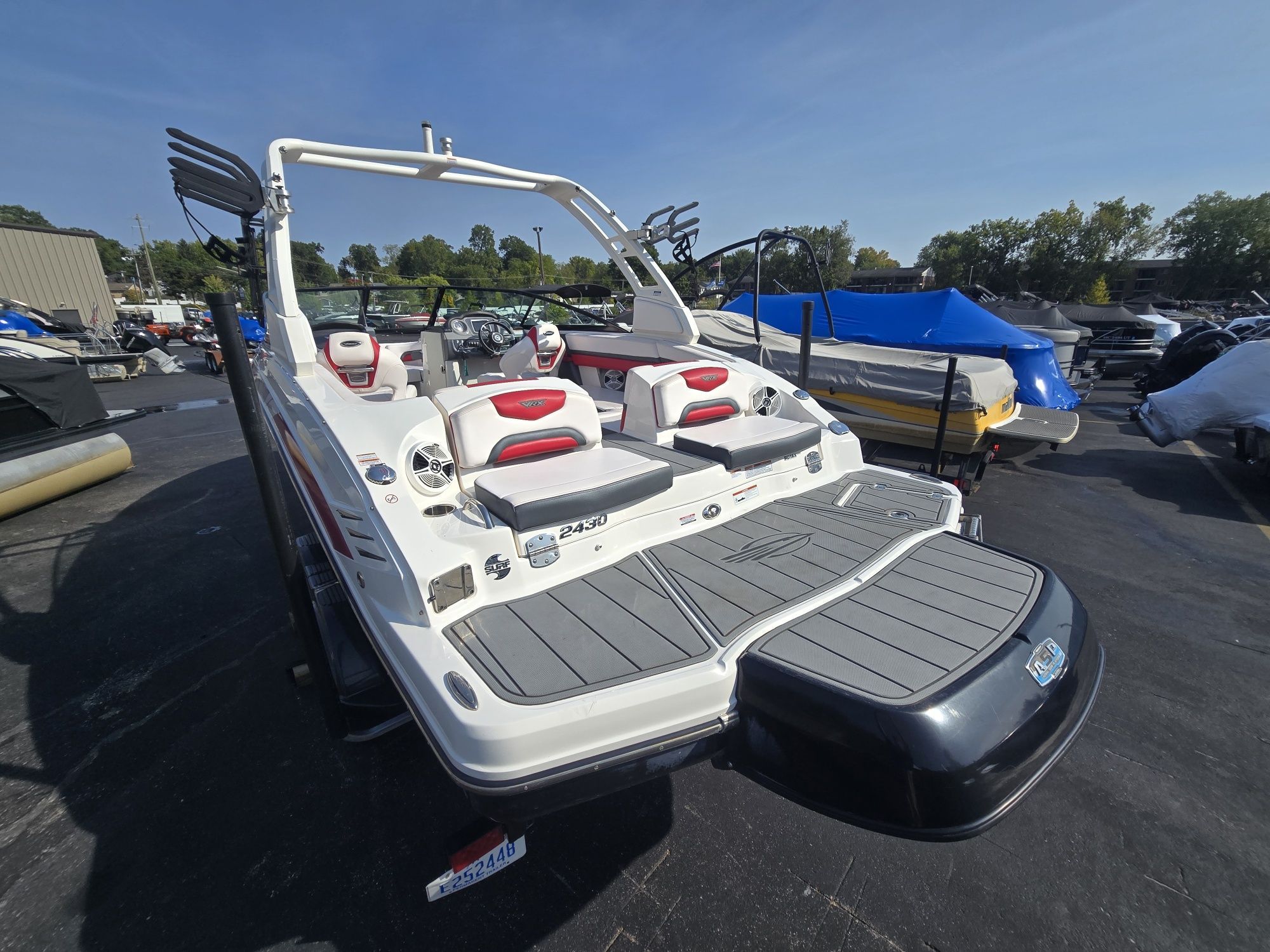 2020 Chaparral 2430 VRX Image Thumbnail #8