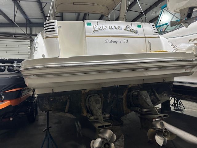 2004 Larson 31 CABRIO Image Thumbnail #3