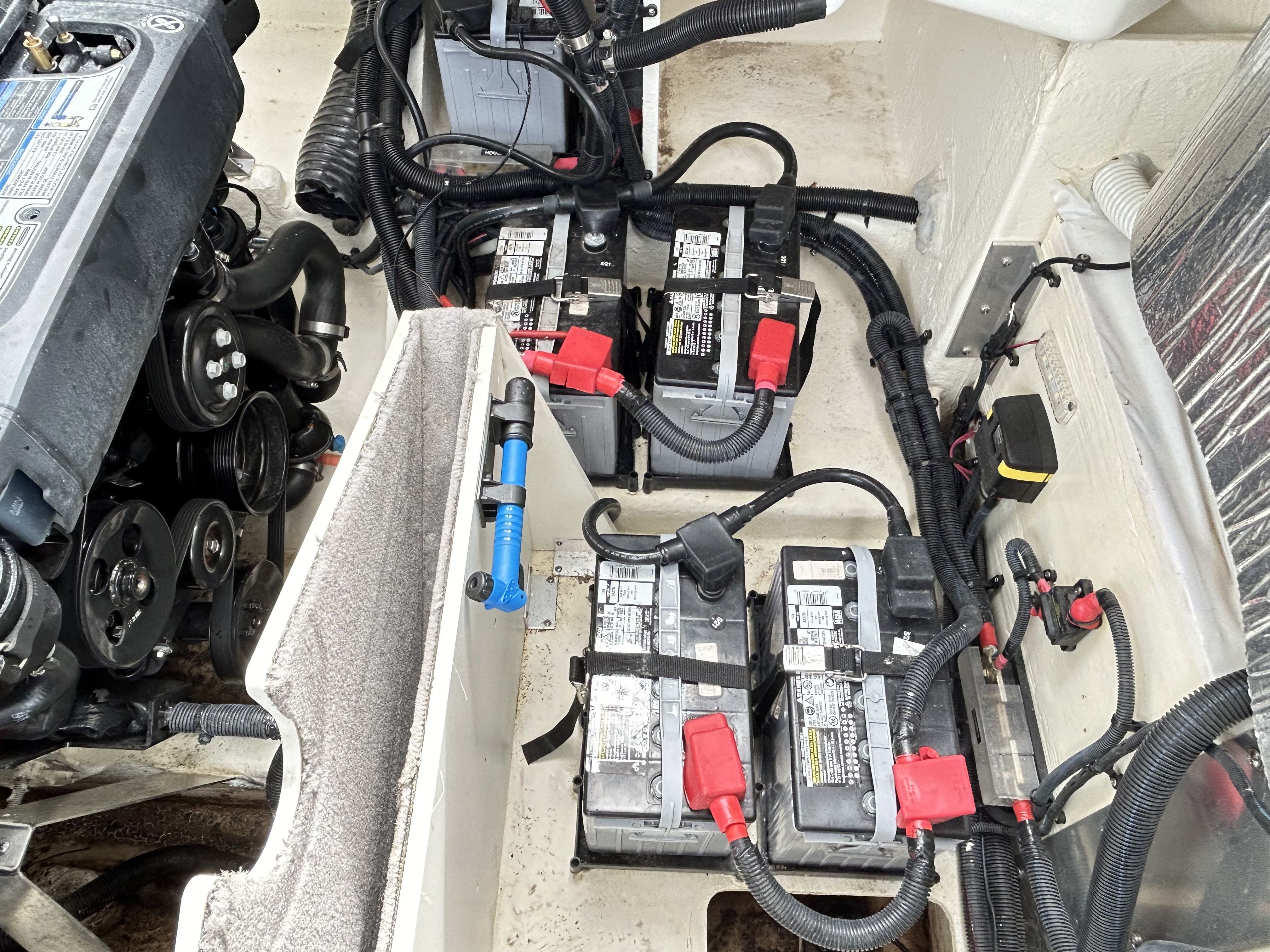 2021 Sea Ray SLX 310 Image Thumbnail #28