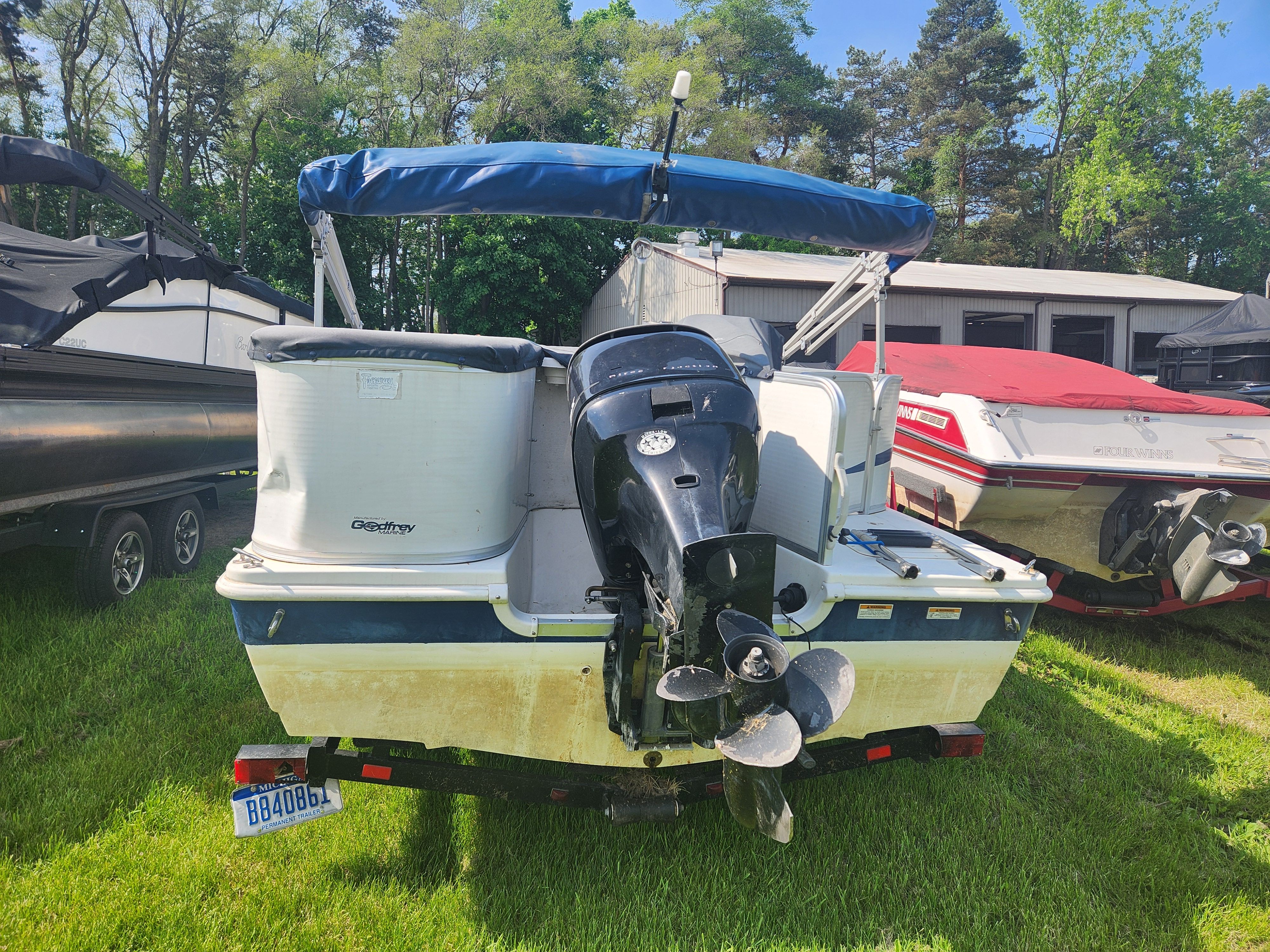 2008 Hurricane
                                                             196 FUNDECK RE Image Thumbnail #7