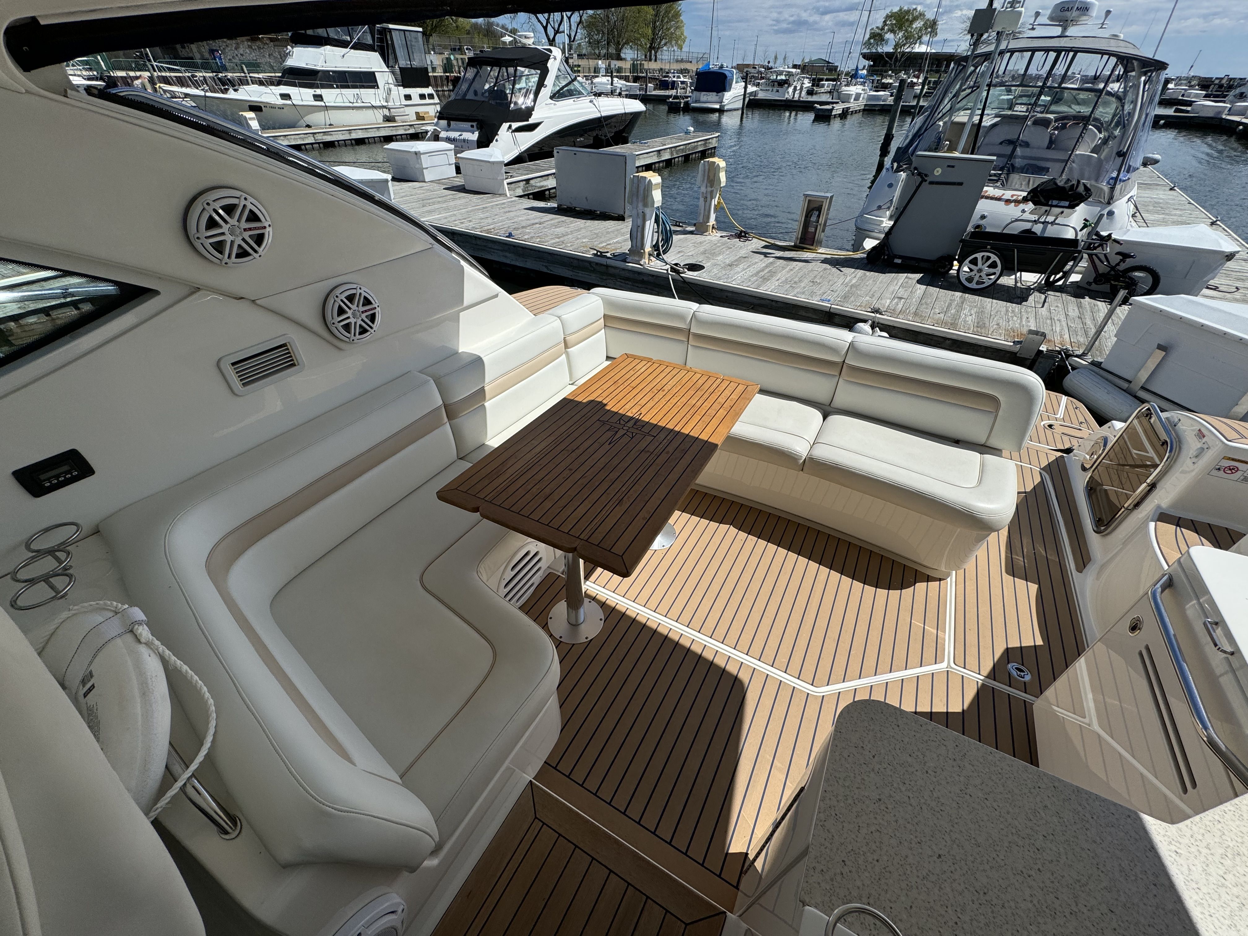 2009 Sea Ray
                                                             43 SUNDANCER Image Thumbnail #11