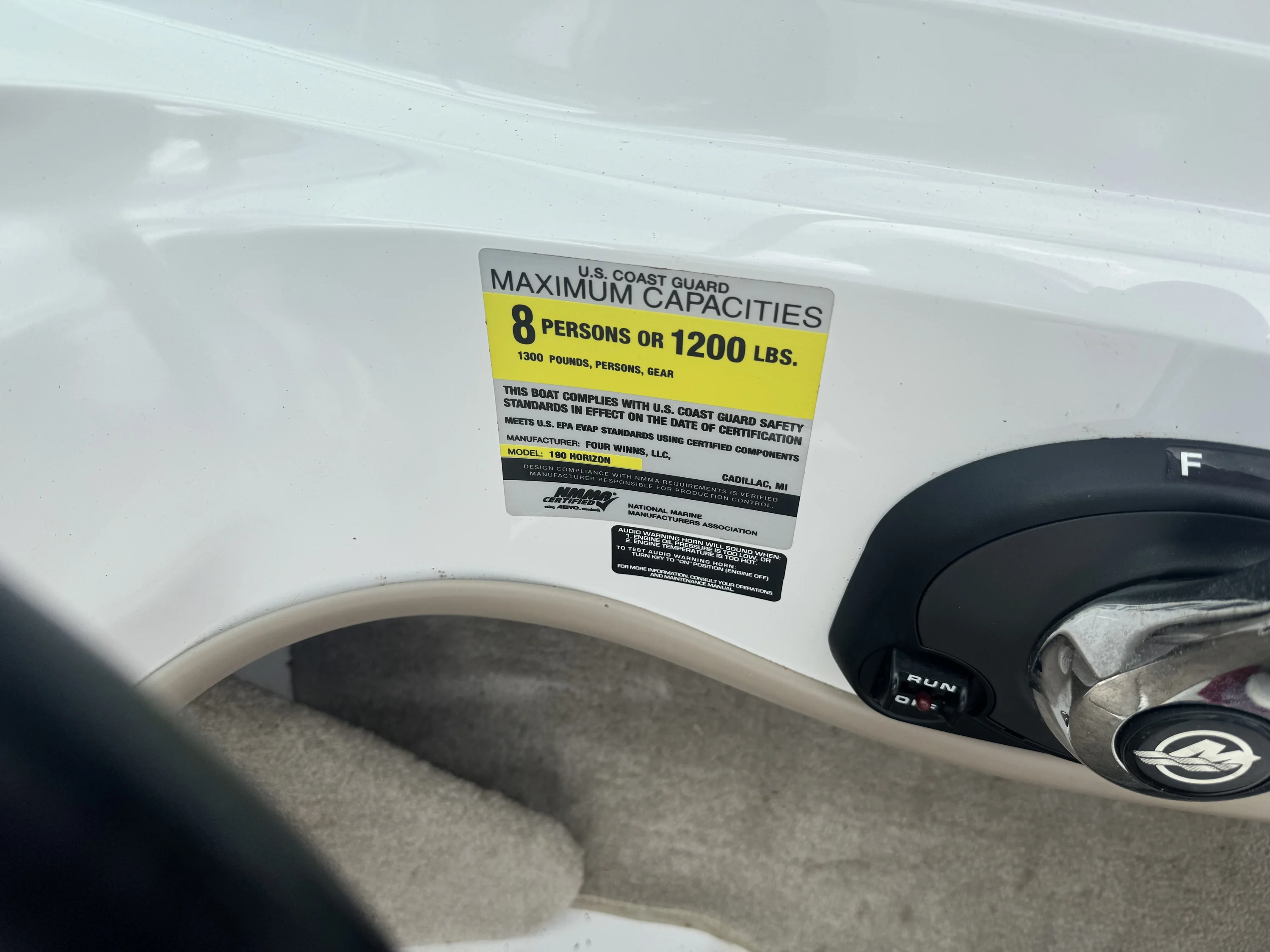 2011 Four Winns 190 HORIZON Image Thumbnail #11