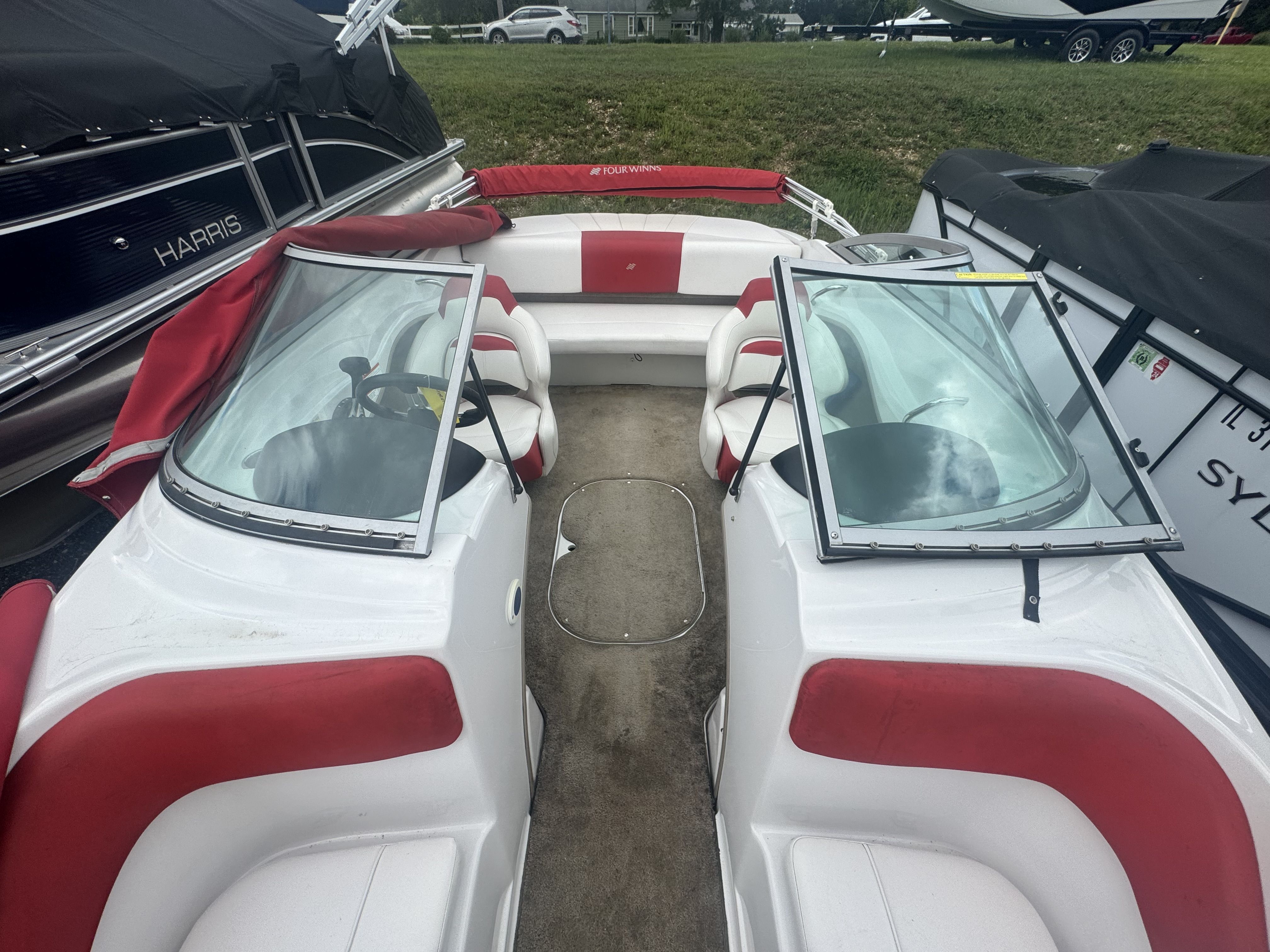 2011 Four Winns 190 HORIZON Image Thumbnail #7