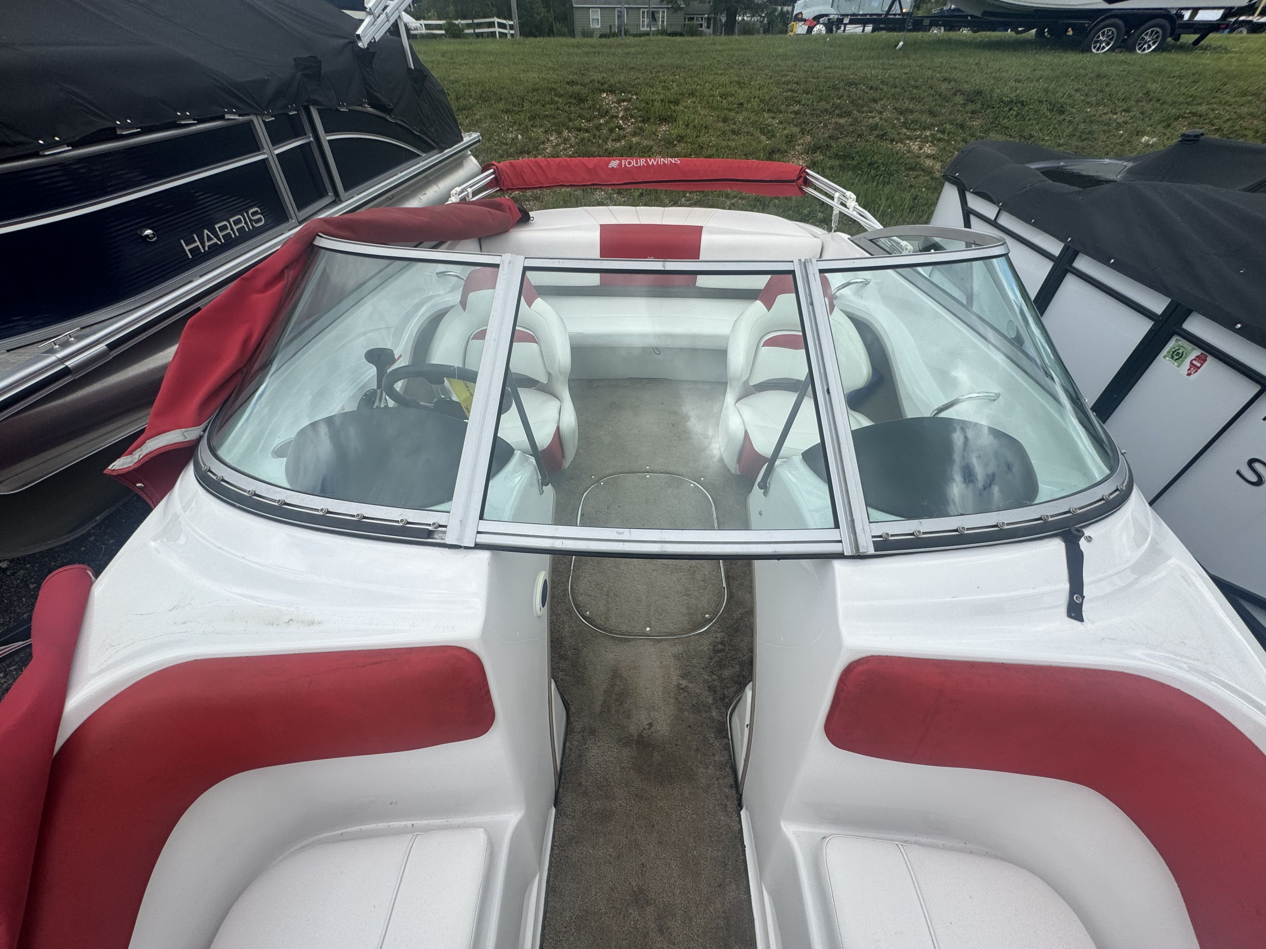 2011 Four Winns 190 HORIZON Image Thumbnail #8