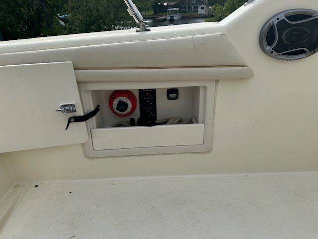 1997 Monterey 256 CRUISER Image Thumbnail #8