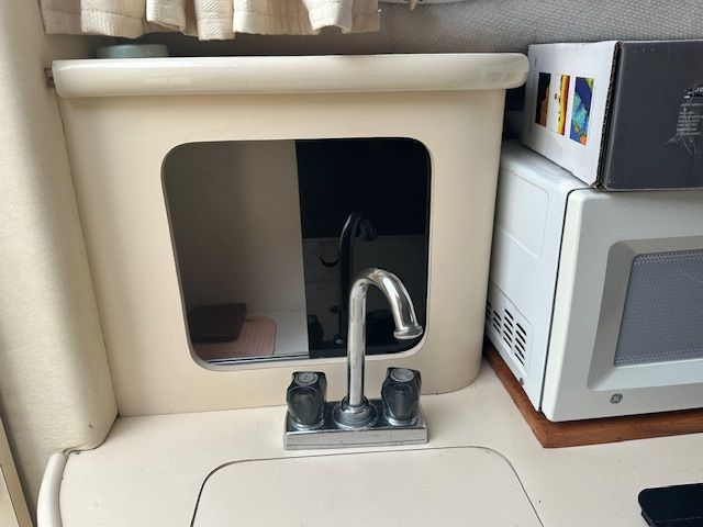 1997 Monterey 256 CRUISER Image Thumbnail #17