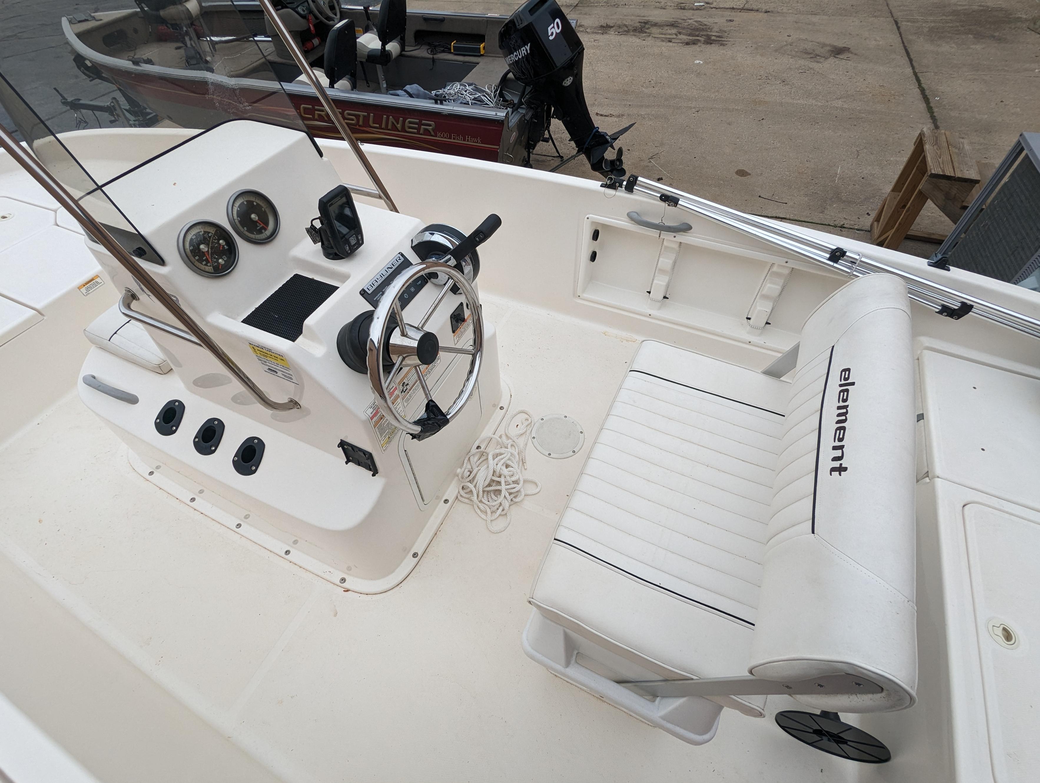 2017 Bayliner
                                                             180 ELEMENT Image Thumbnail #3
