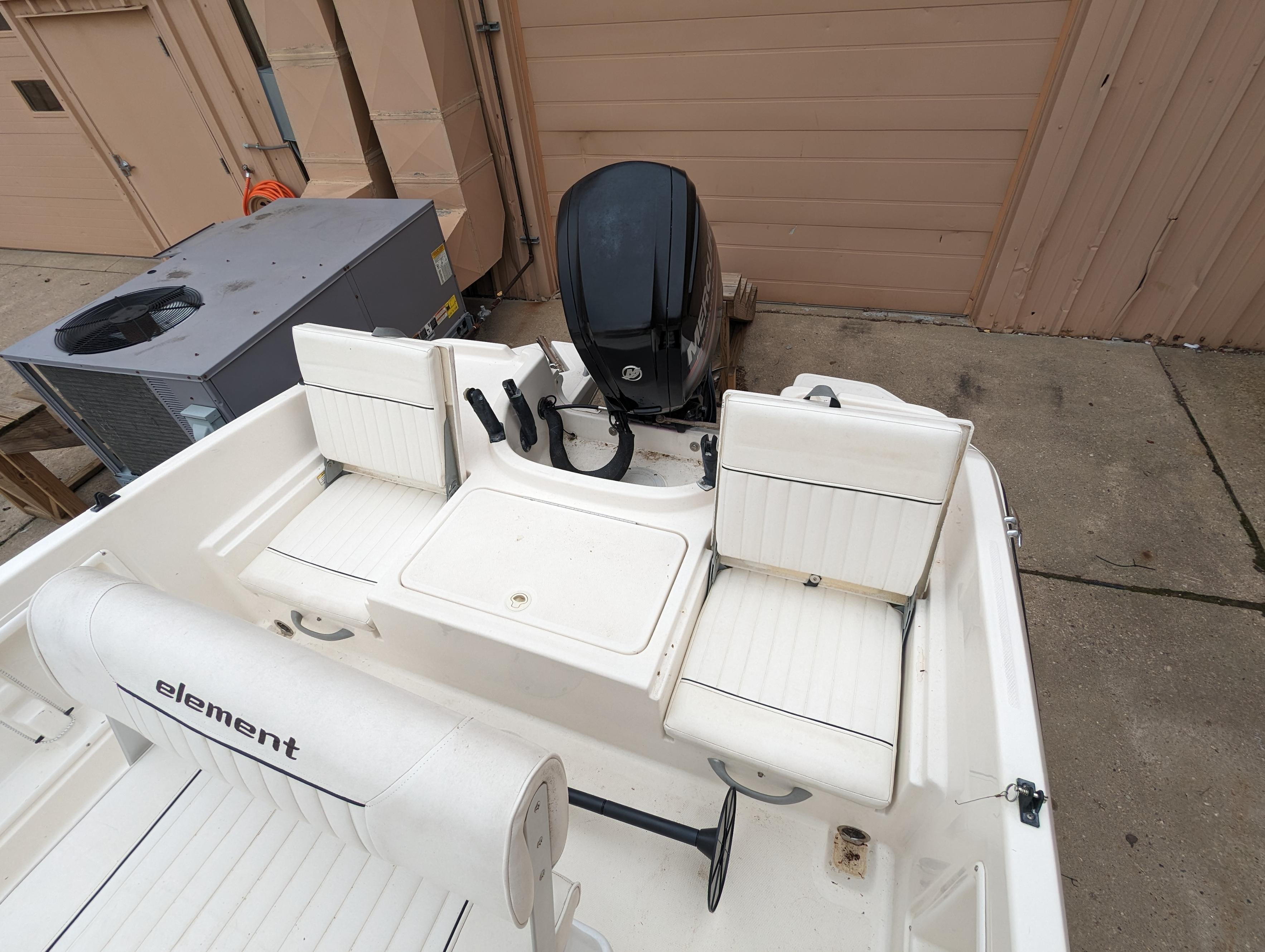 2017 Bayliner
                                                             180 ELEMENT Image Thumbnail #8