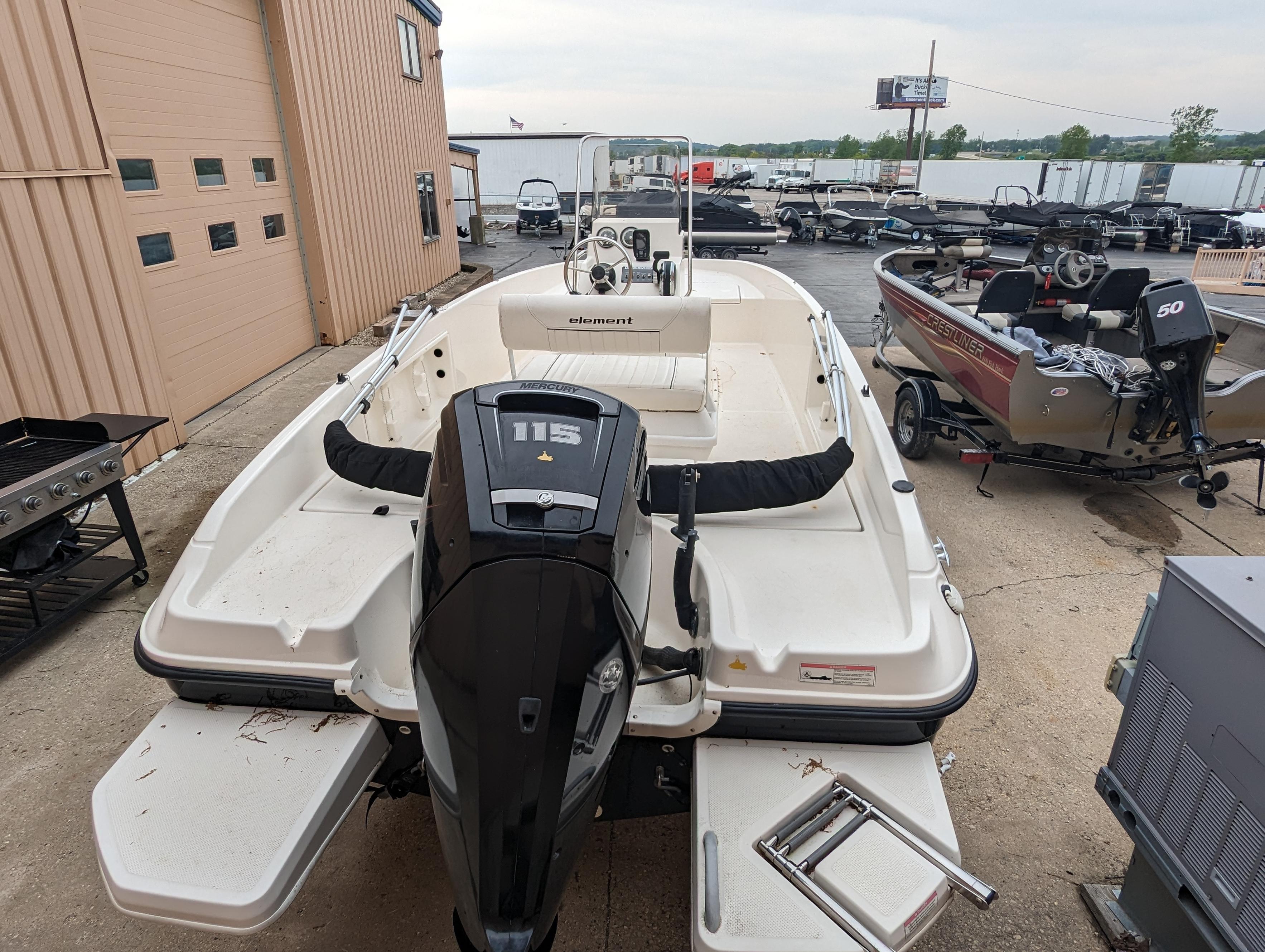 2017 Bayliner
                                                             180 ELEMENT Image Thumbnail #9