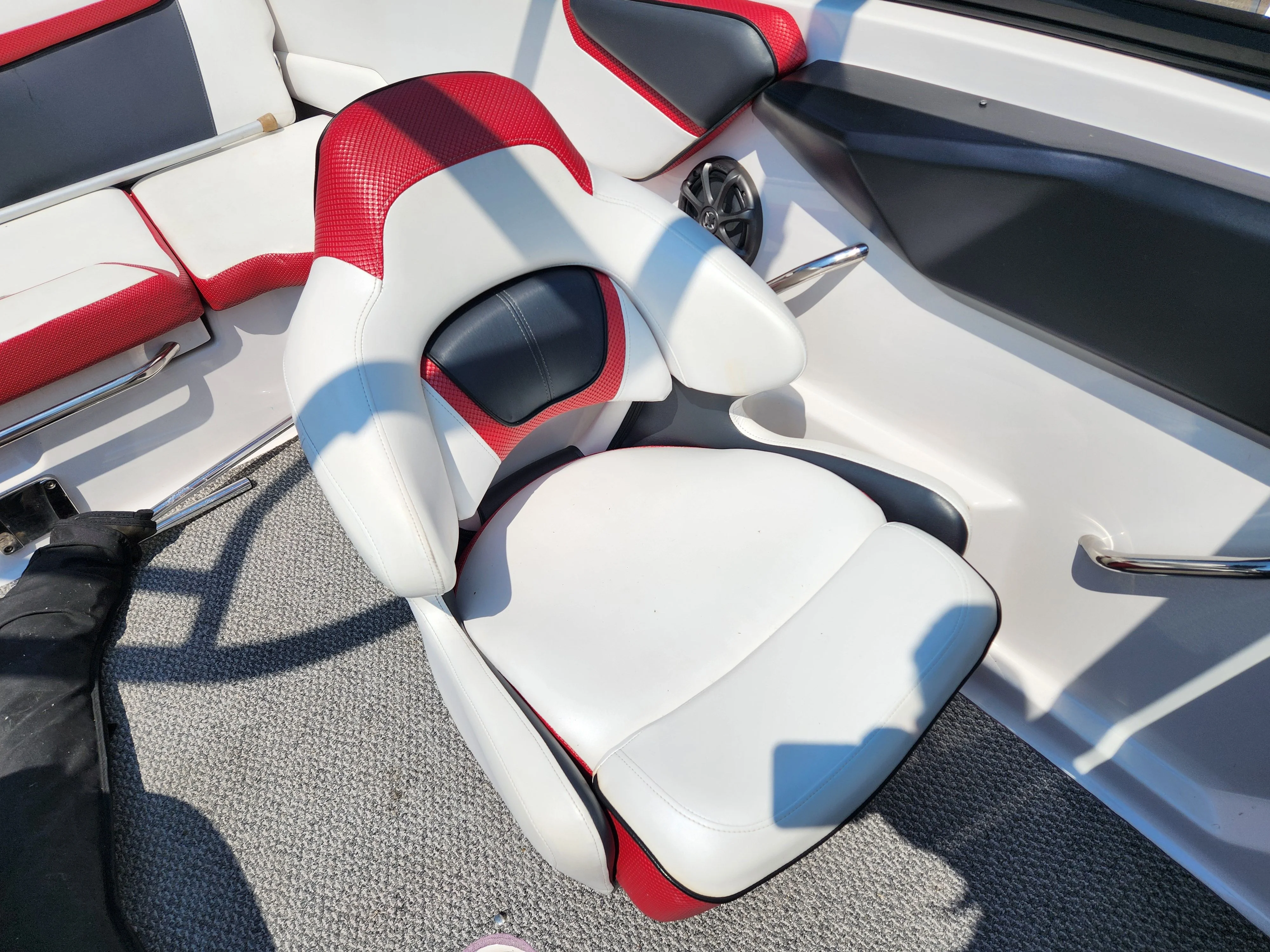 2014 Scarab 195 Image Thumbnail #24