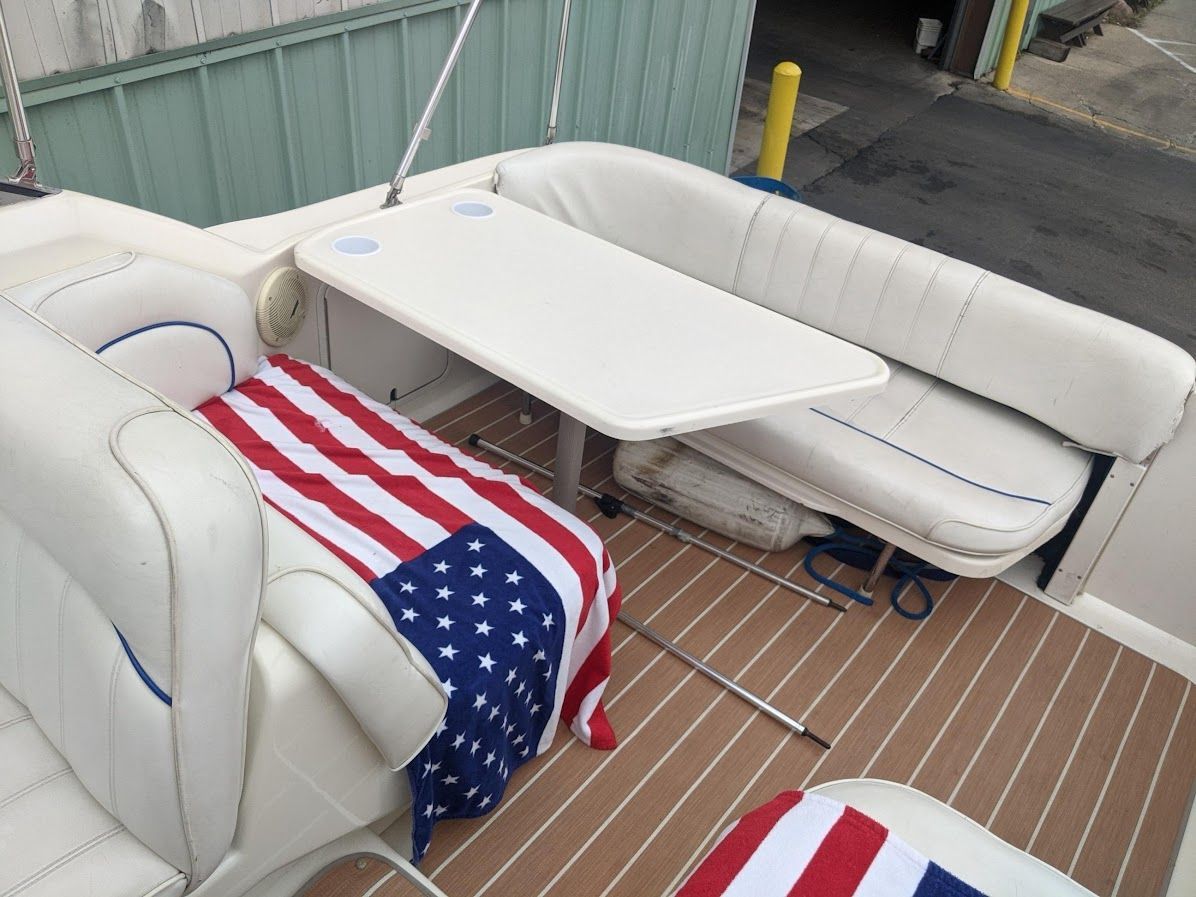 1996 Sea Ray 270 SUNDANCER Image Thumbnail #9