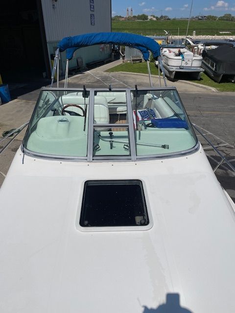 1996 Sea Ray 270 SUNDANCER Image Thumbnail #17