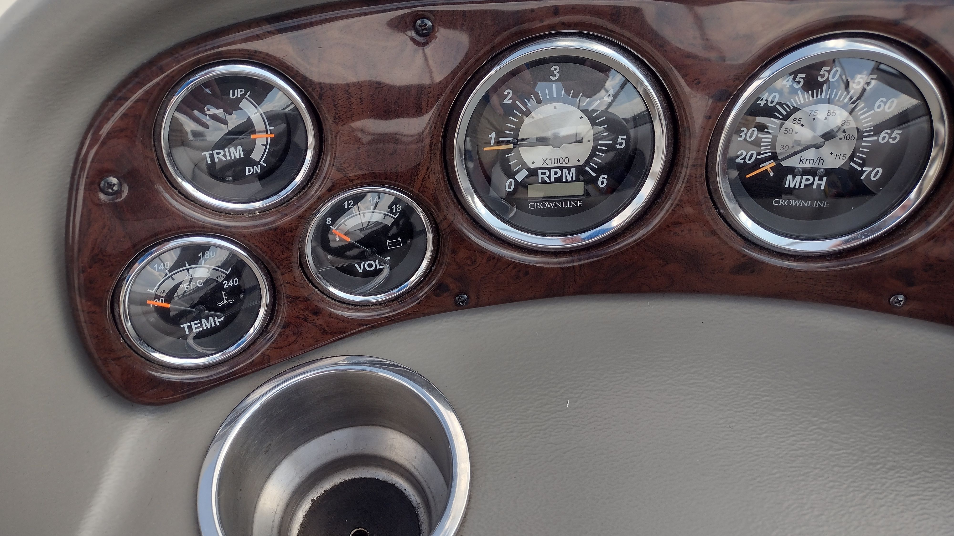 2006 Crownline
                                                             190LS Image Thumbnail #9