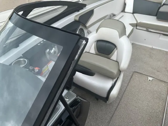 2015 Scarab 215 HO Image Thumbnail #7